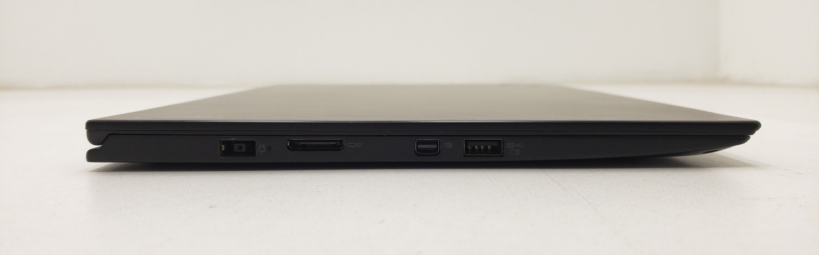 Lenovo ThinkPad X1 Carbon Gen 4th i5-6200U 8GB RAM 128GB SSD 14″ Laptop Win 11.