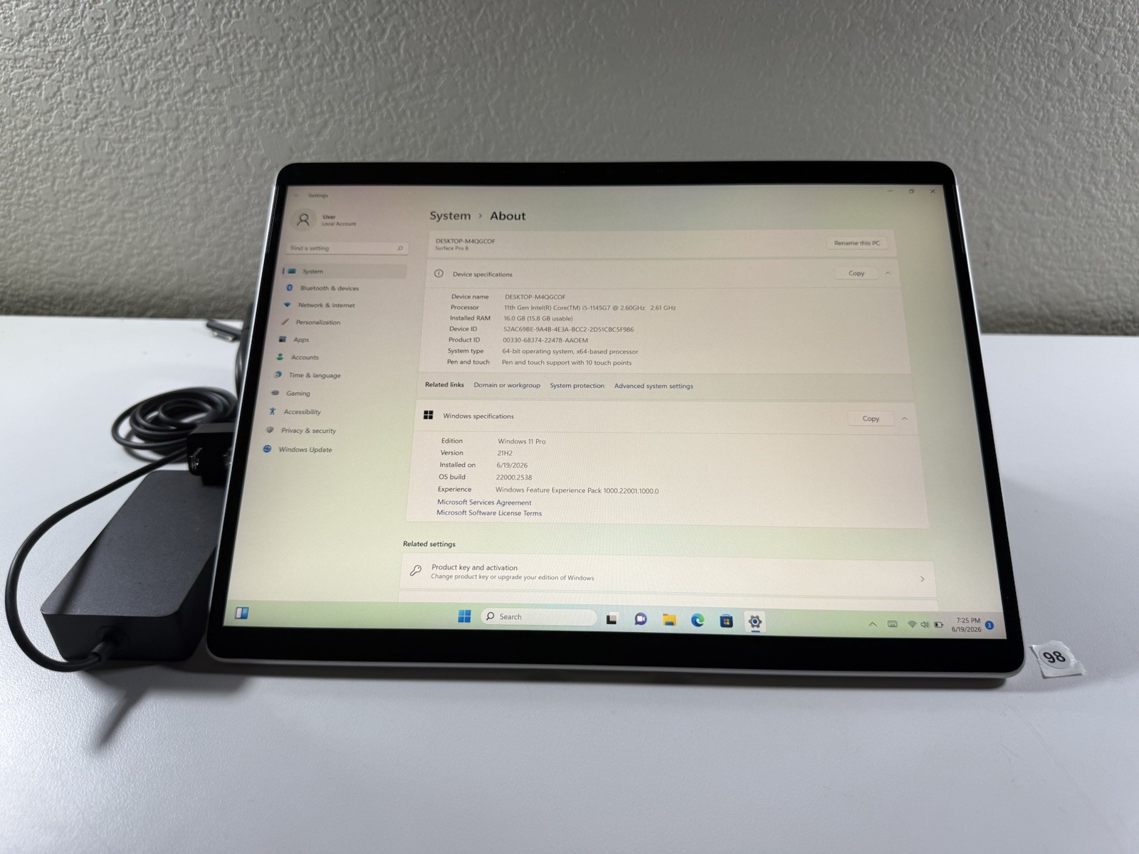 Microsoft Surface Pro 8 (1982) i5-1145G7 – 16GB RAM – 256GB 120Hz – Win 11 Pro