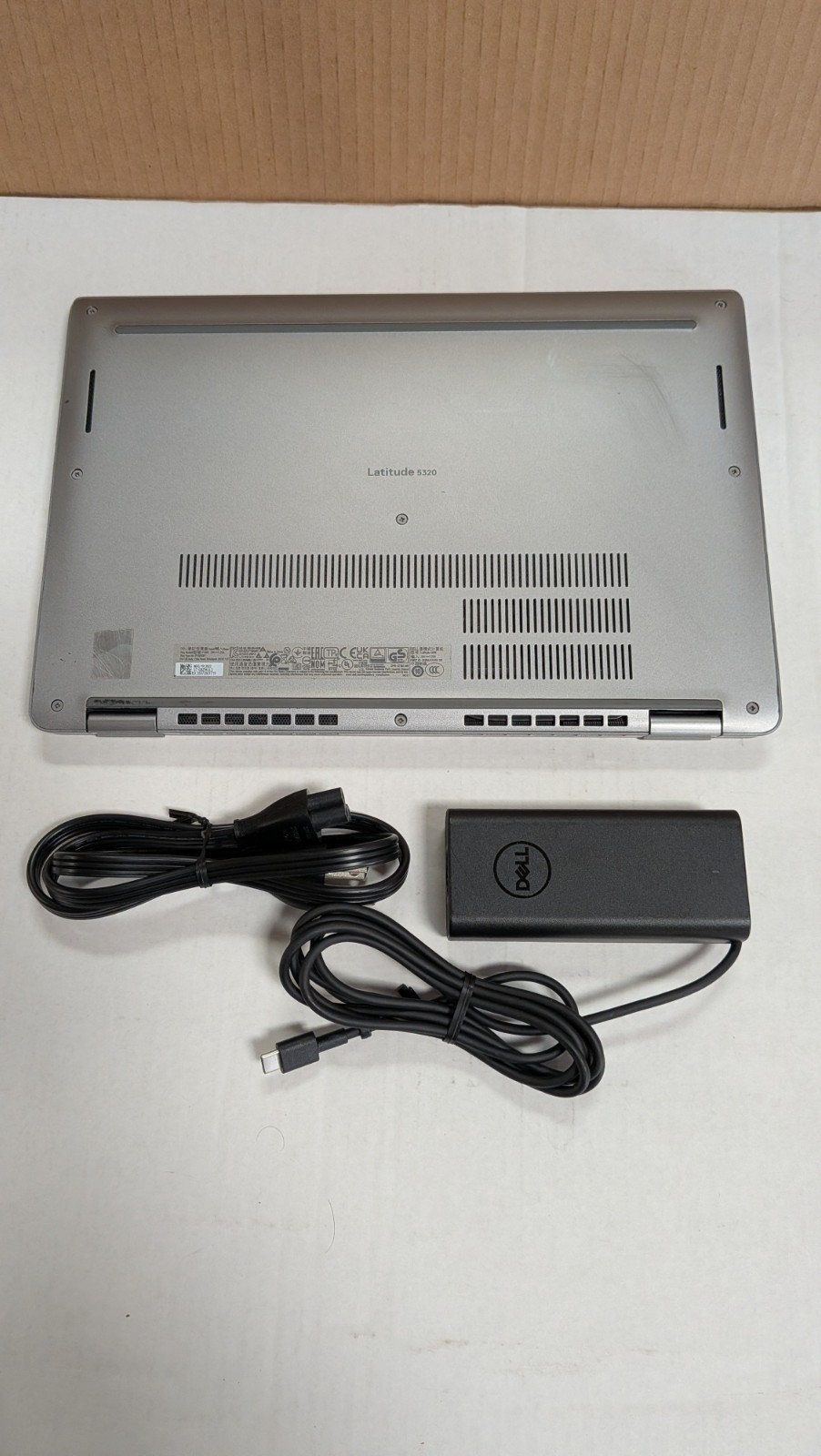 Dell Latitude 5320 Intel i5-1135G7 16GB RAM 256GB SSD 13.3″ FHD W11P W/ac