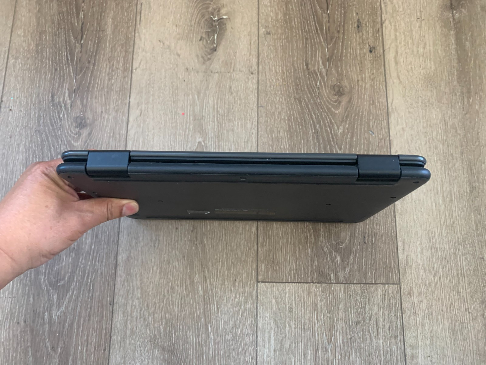 Dell Chromebook 3100 2-in-1 11.6″ Intel Celeron N4020 1.10GHz 4GB RAM 32GB eMMc