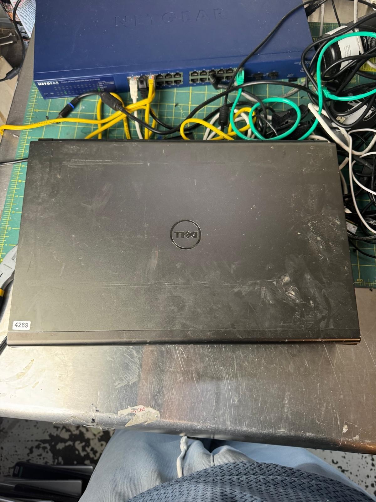 Dell Precision M6700 Core i7-3740QM, 4GB RAM, 17.3″ Laptop *READ #4269