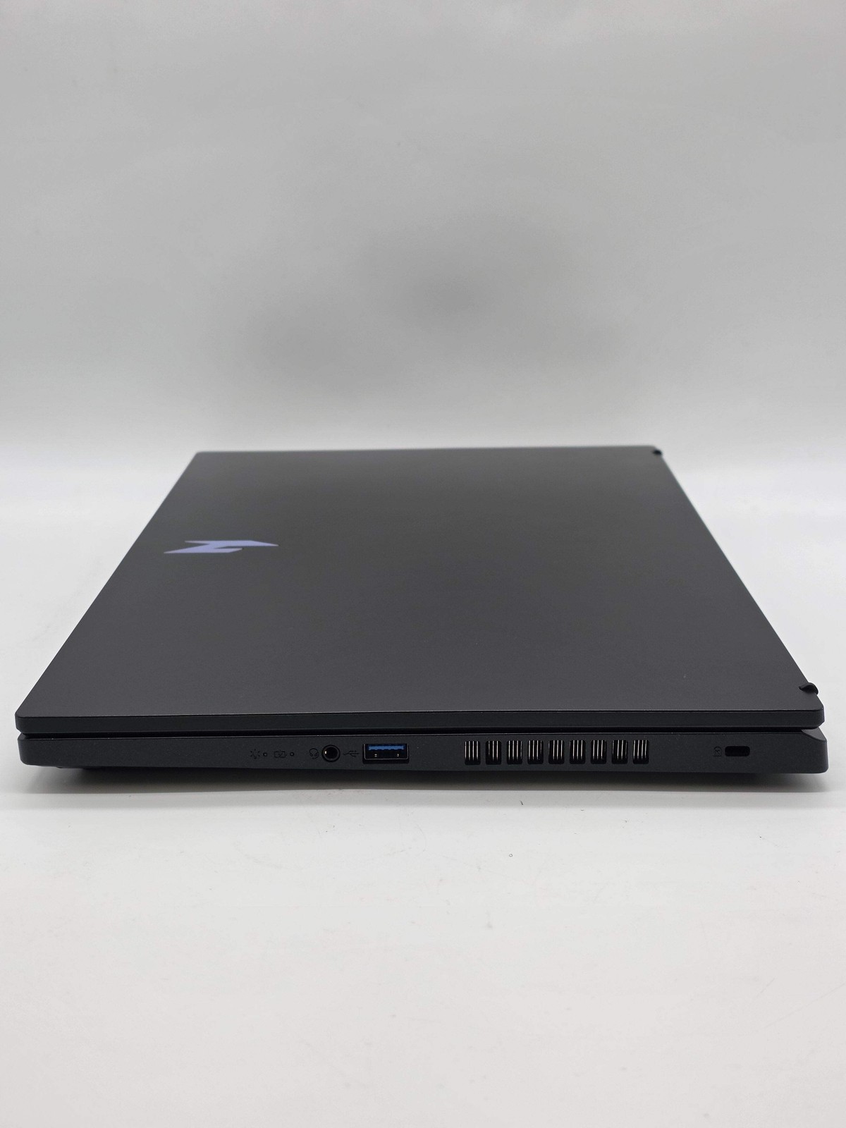Acer Nitro V 15 Gaming Laptop Ryzen 5 7535HS RTX 4050 16GB RAM 512GB SSD 144Hz T