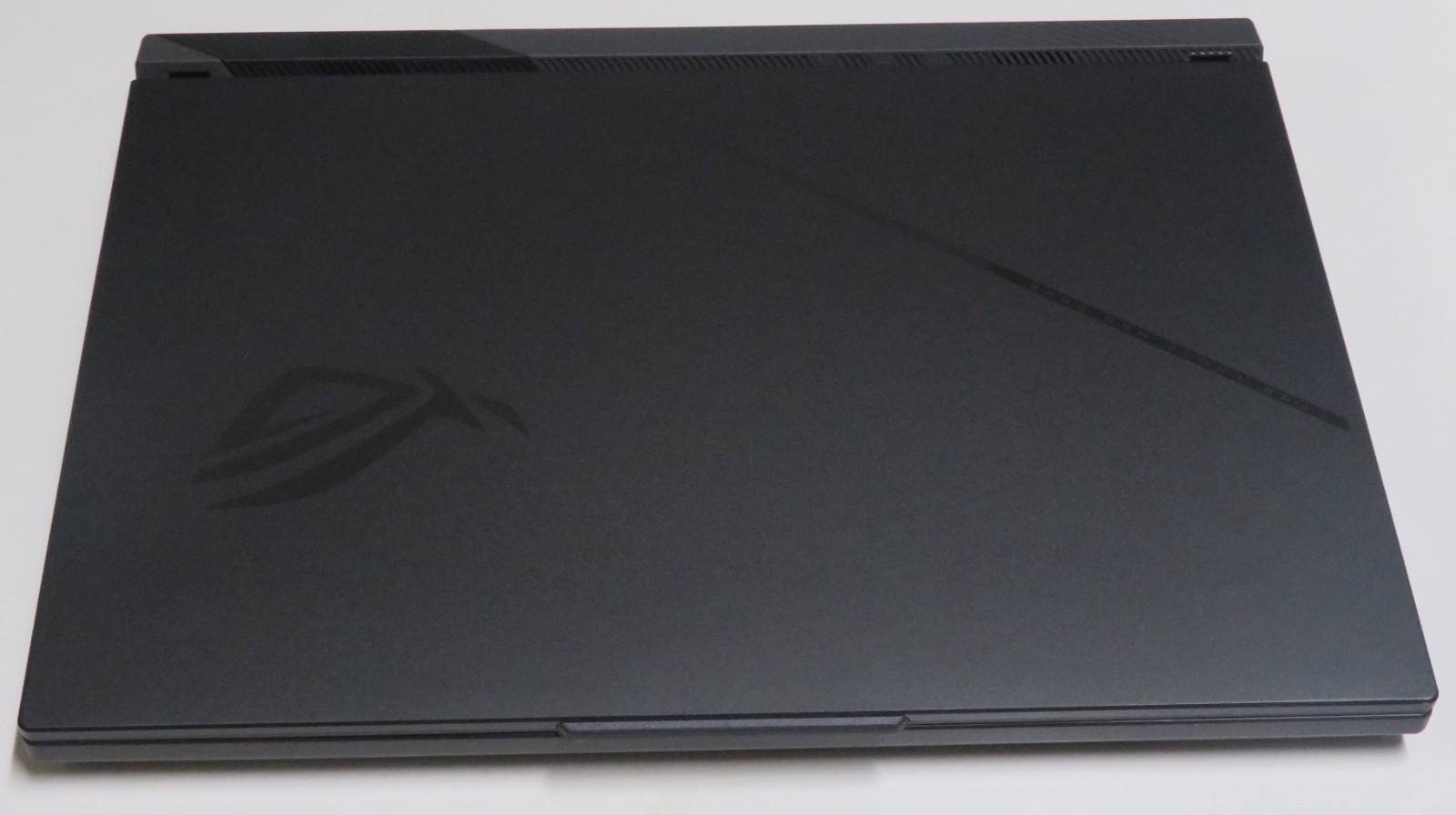 ASUS ROG Strix G16 Gaming Laptop 16″ AMD Ryzen 9 8940HX RTX 5070 Ti 16GB 1TB