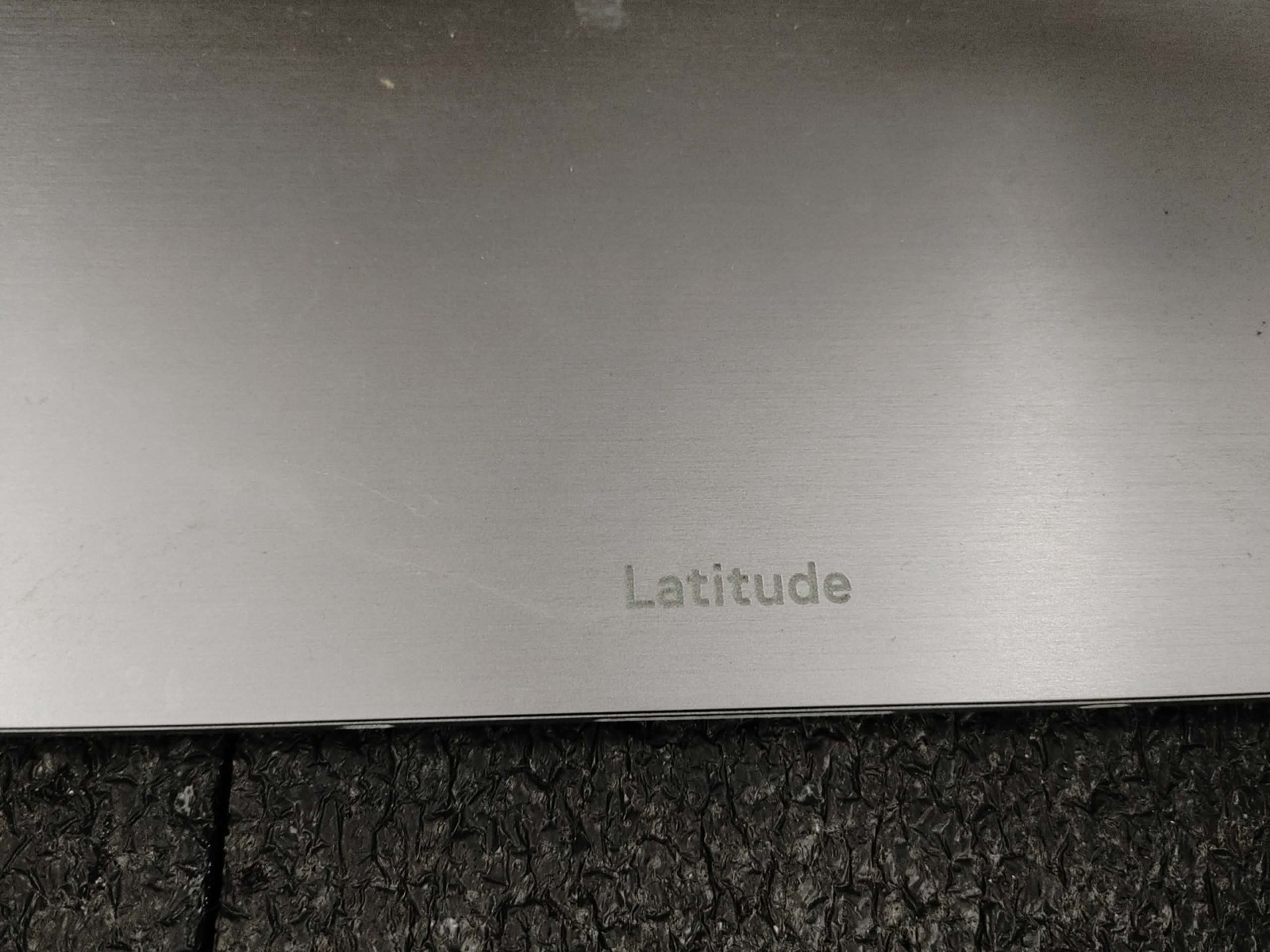 Dell GG42Y Latitude 7200 2 in 1 Laptop i7 8665U 1.9GHz 16GB 256GB FHDTouchscreen