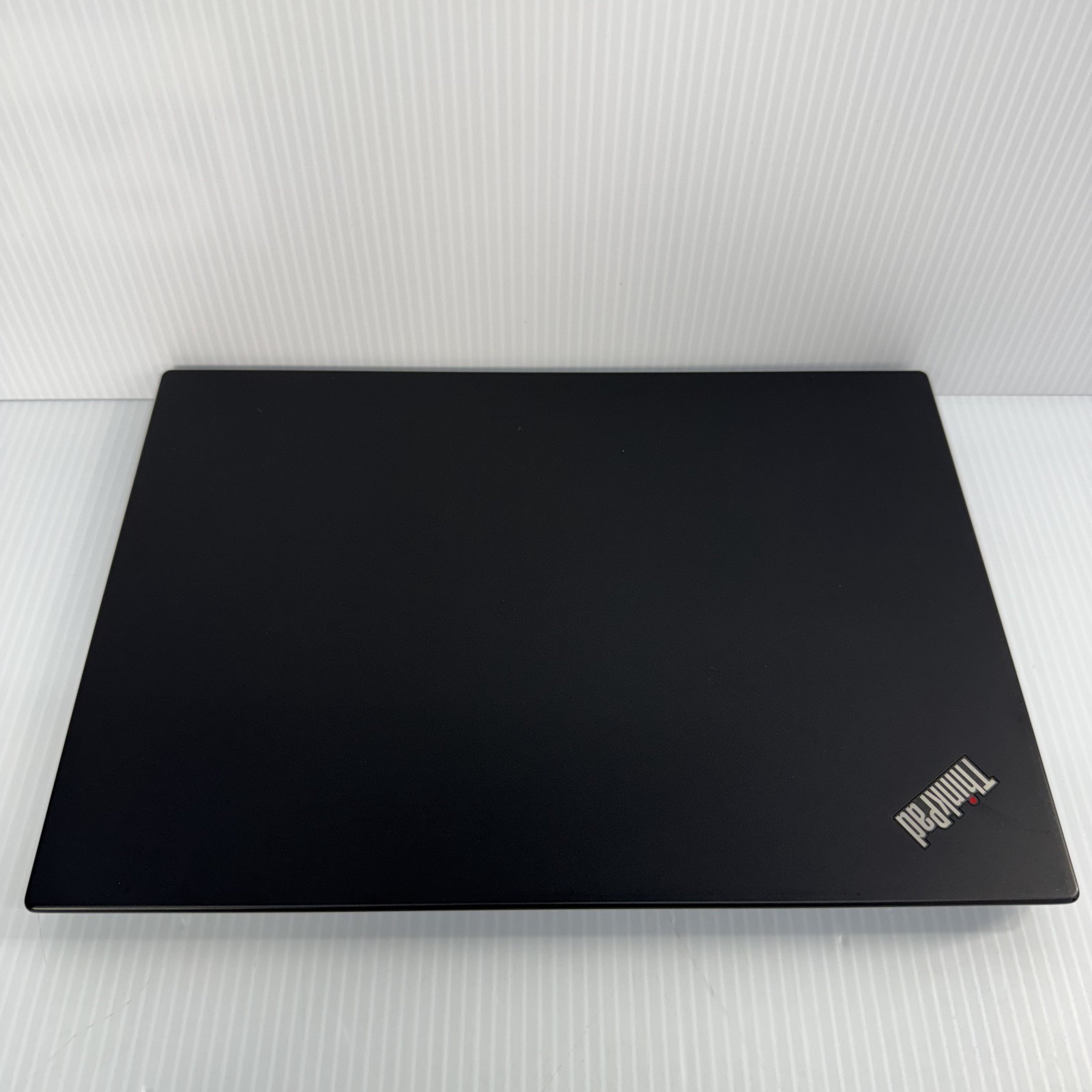 Lenovo ThinkPad X13 Ryzen 7 13.3″ Touchscreen Windows 11 Pro Laptop 256GB SSD 16