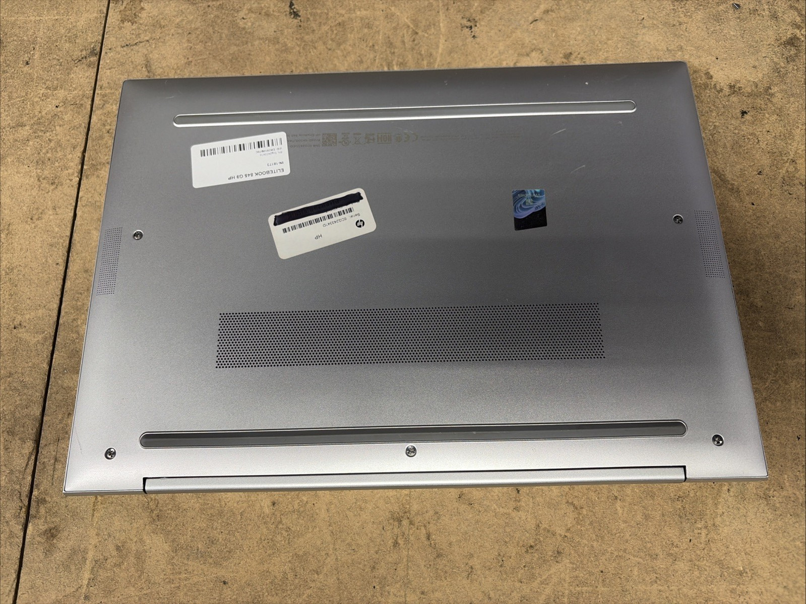 HP EliteBook 845 G9 14″ FHD Ryzen 7 PRO 6850U 16GB RAM 512GB SSD No OS