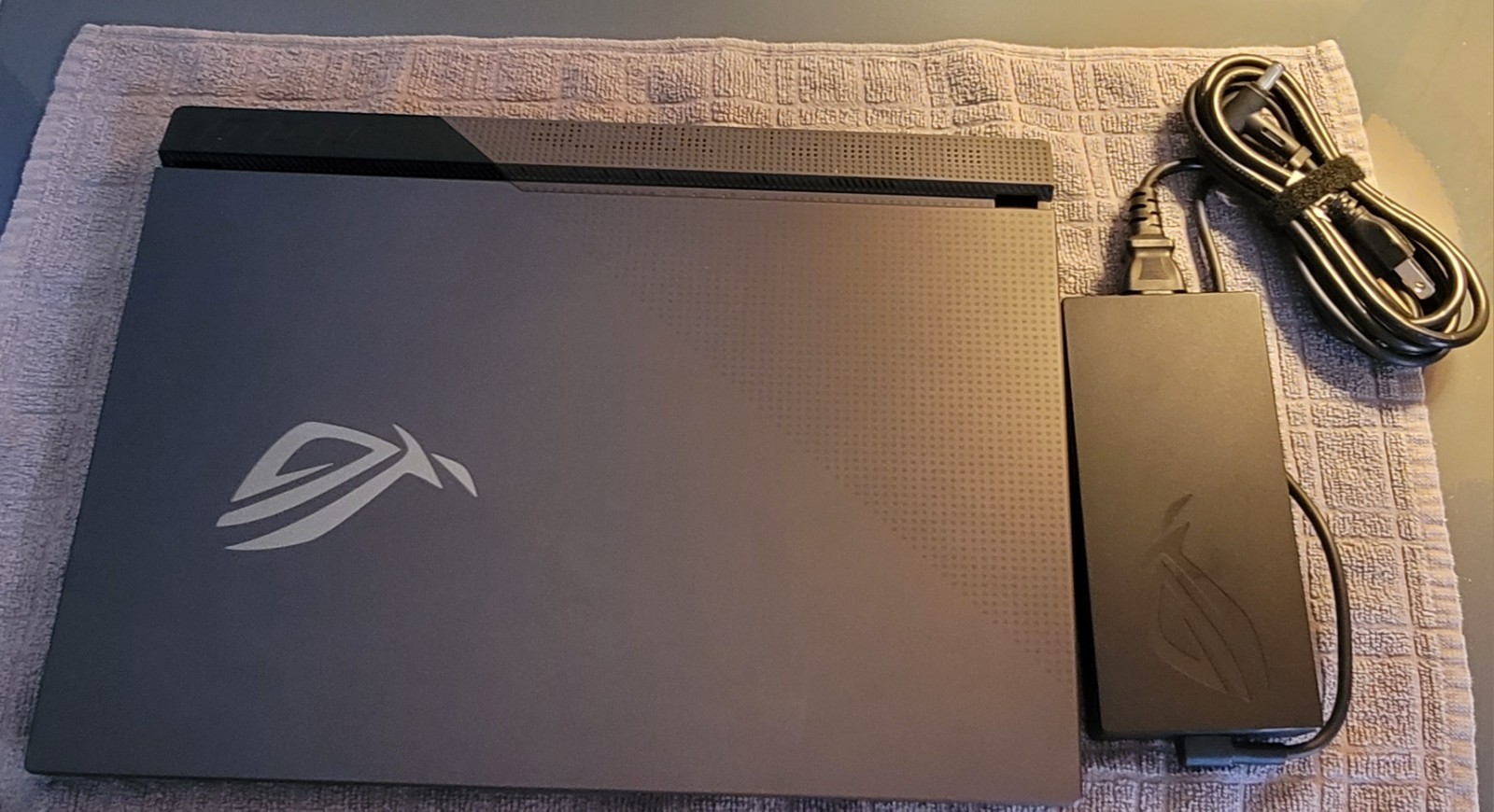 Ausu ROG STRIX G513Q Gaming Laptop Parts Only