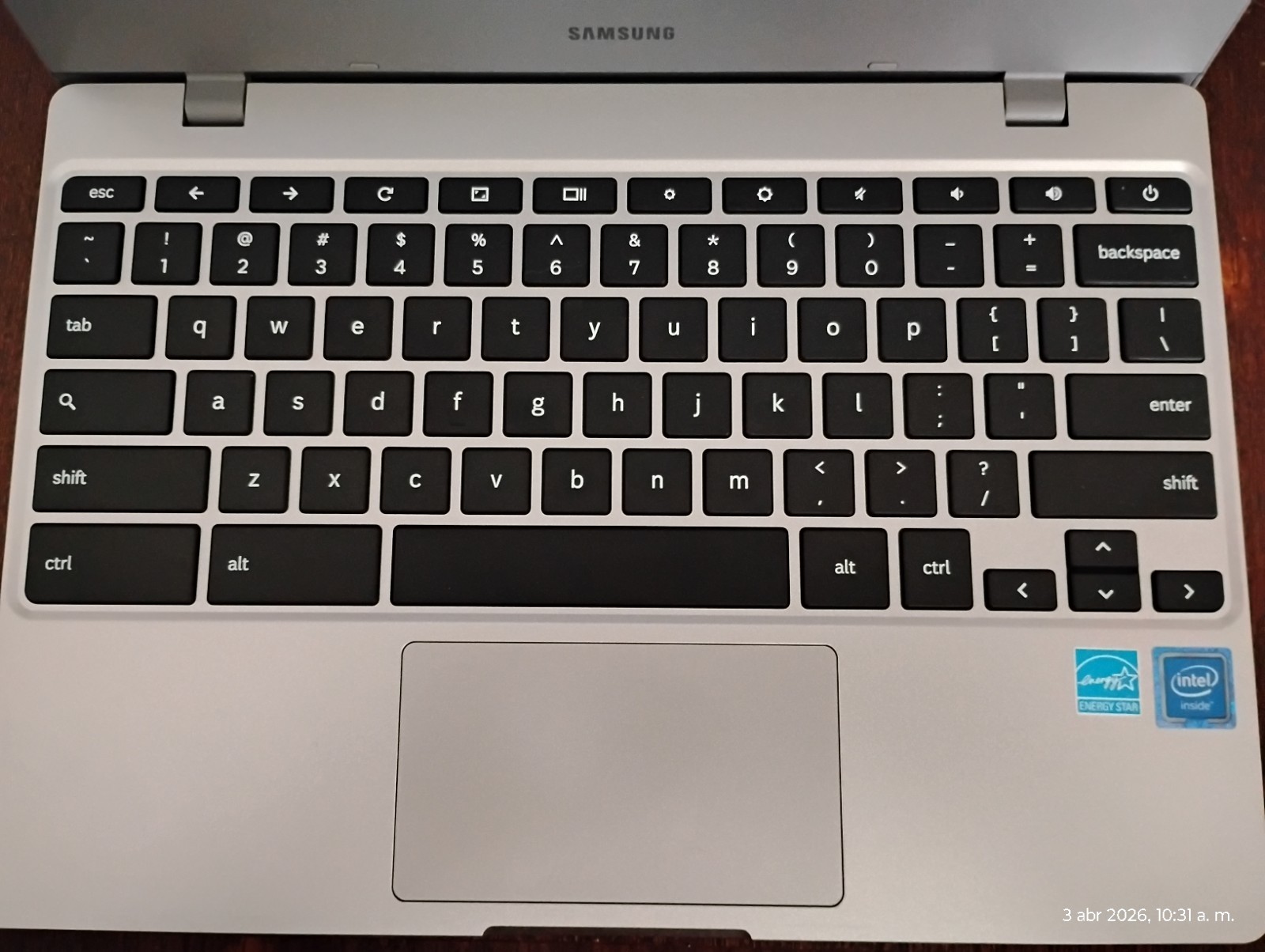 SAMSUNG XE310XBA Chromebook 4 11.6″ Intel Celeron N4000 4GB RAM Fedora 43