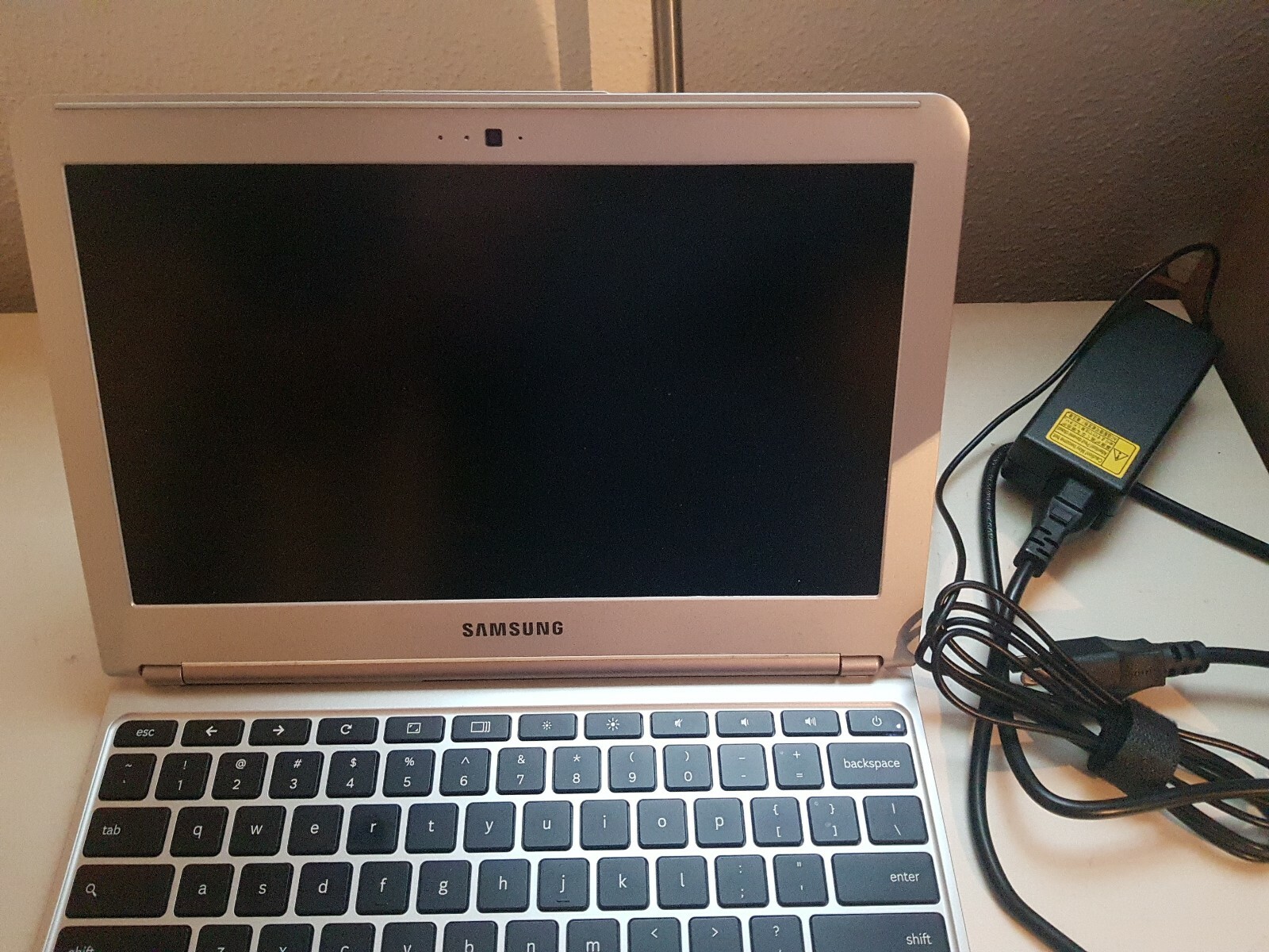 Samsung Exynos Chromebook 11.6″ 16GB 1.7GHz Bluetooth XE303C12