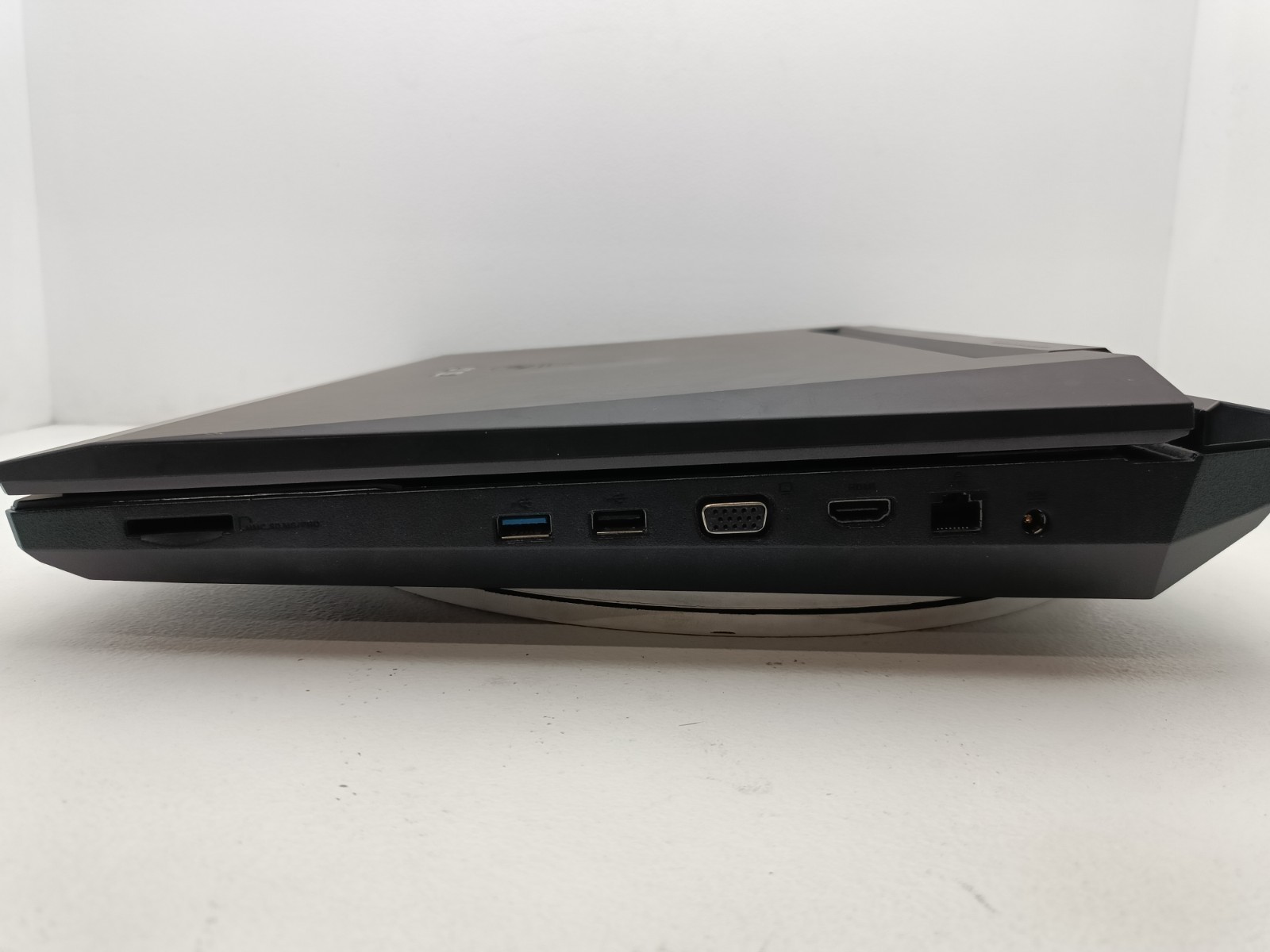ASUS ROG G74SX 17.3″ Gaming Laptop i7-2670QM@ 2.20 GHz 24GB RAM 256 SSD #91