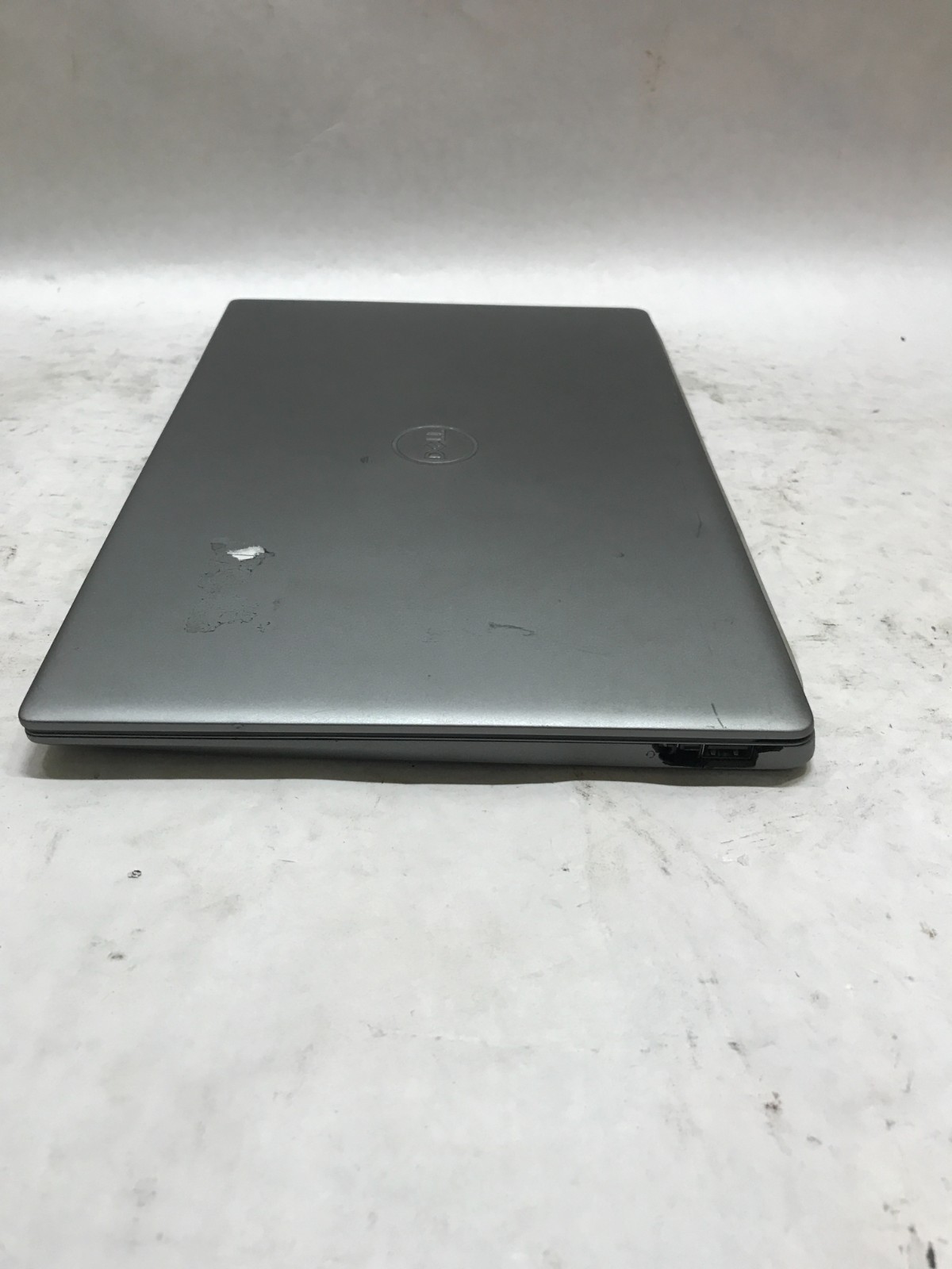 Dell Latitude 3301 13″ Intel Core i5 NO RAM NO SSD/OS For Parts WILL NOT BOOT DW