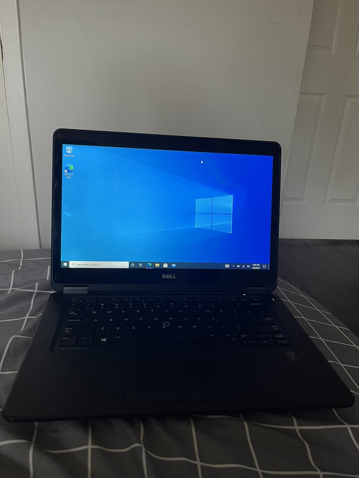 Dell Latitude E7450 14 inch (256GB, Intel Core i5 5th Gen., 2.30GHz, 8GB)…