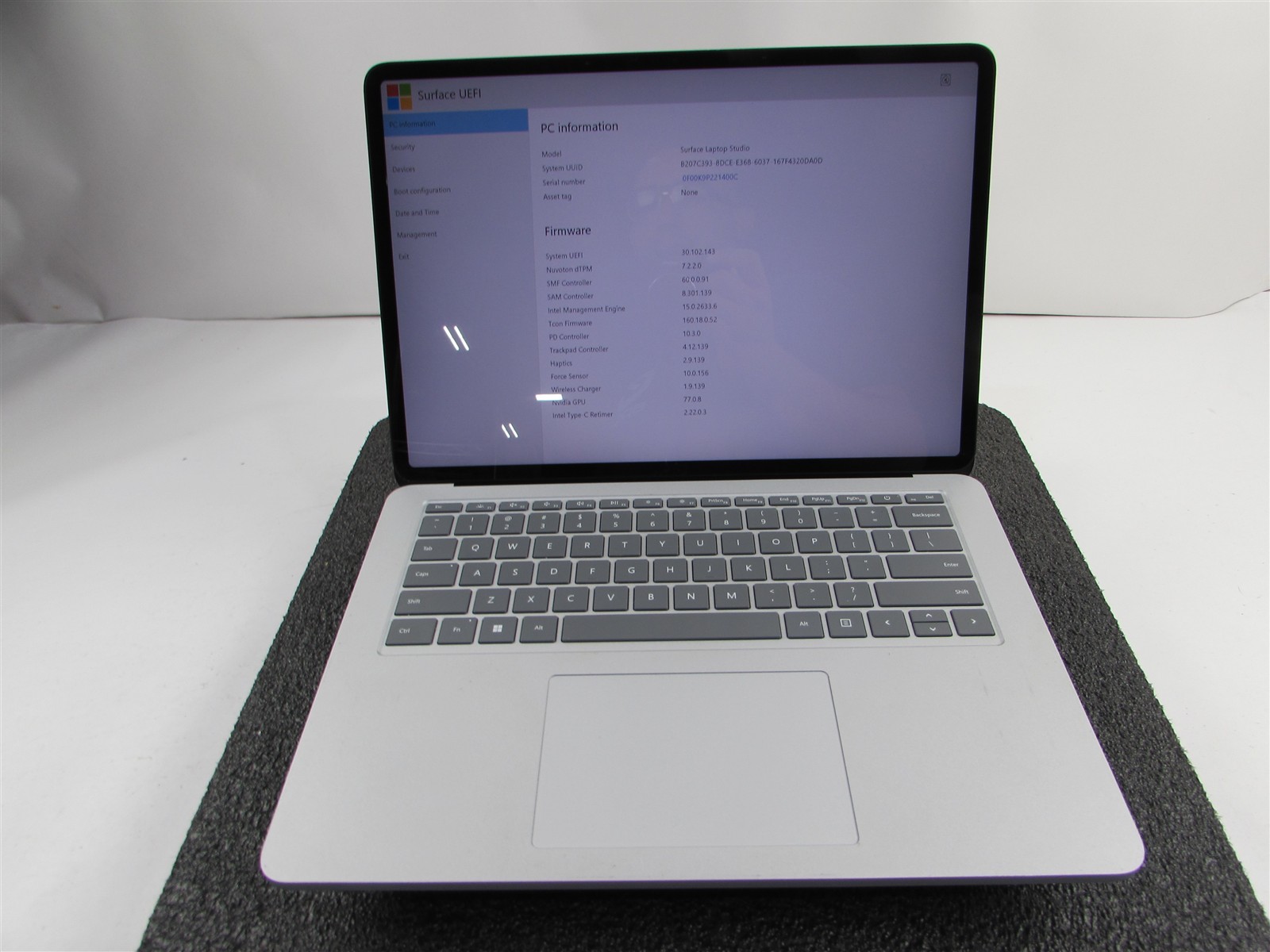 Microsoft Surface Laptop Studio 1964 i7-11370H 1TB SSD 32GB RTX A2000 *No A/C*