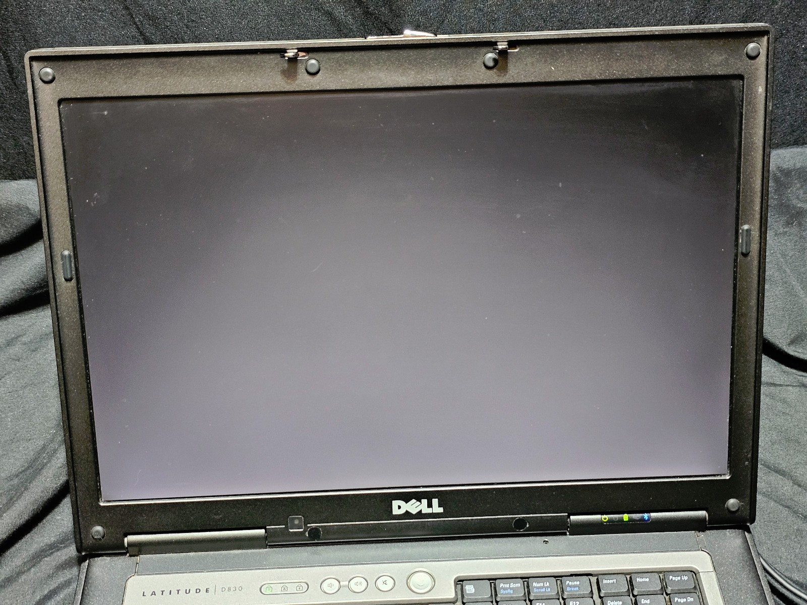 Dell Inspiron 830 Laptop Parts Repair Centrino No RAM HDD No POST