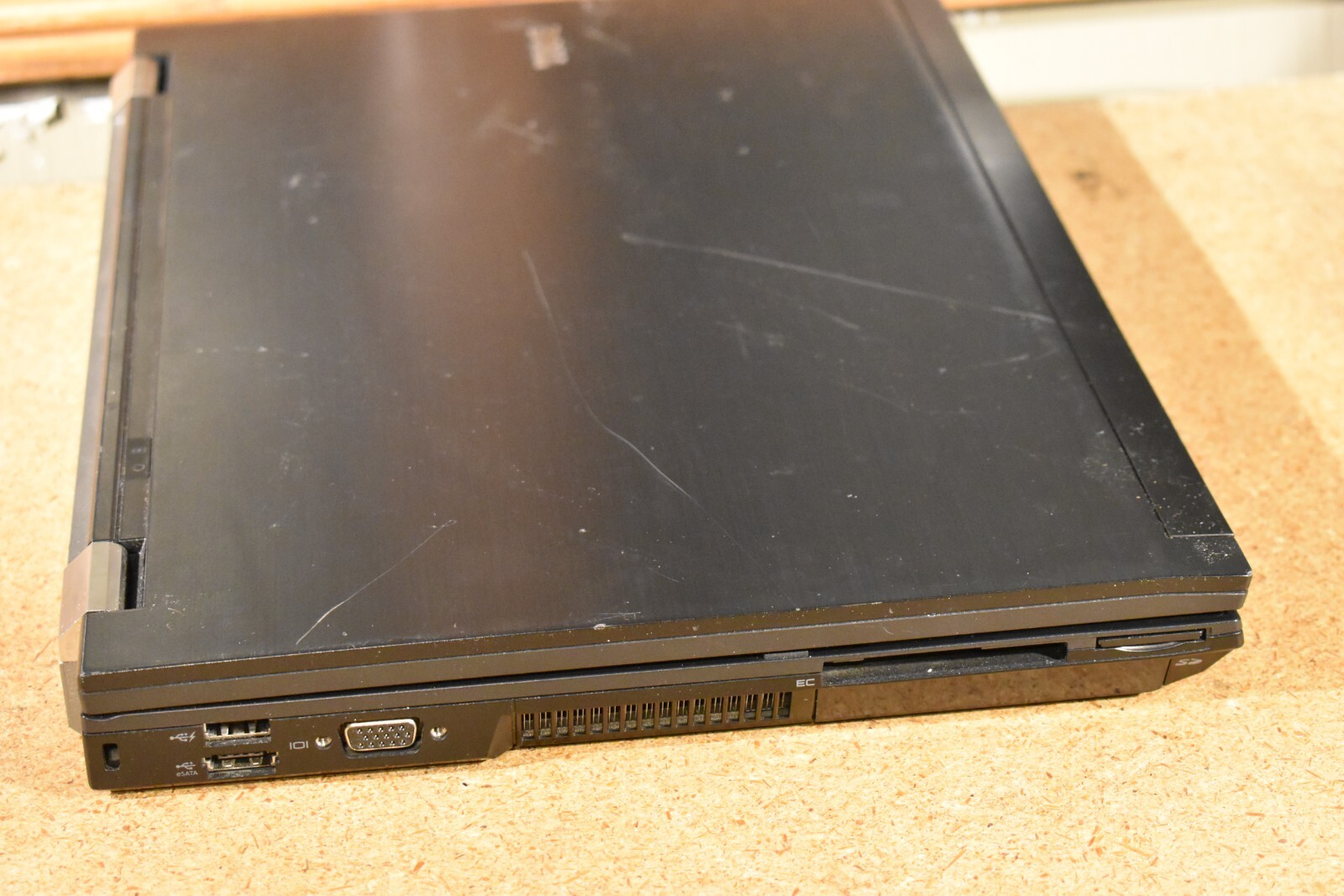 Dell Latitude E6500 Core 2 Duo 2.4GHz 4GB RAM 120GB HDD Windows XP Pro 32-bit