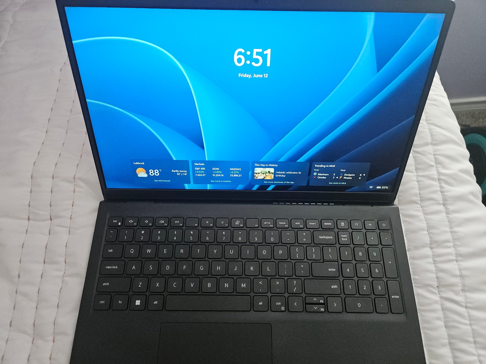 Dell 15.6 in Laptop. DC15255 P112F006.