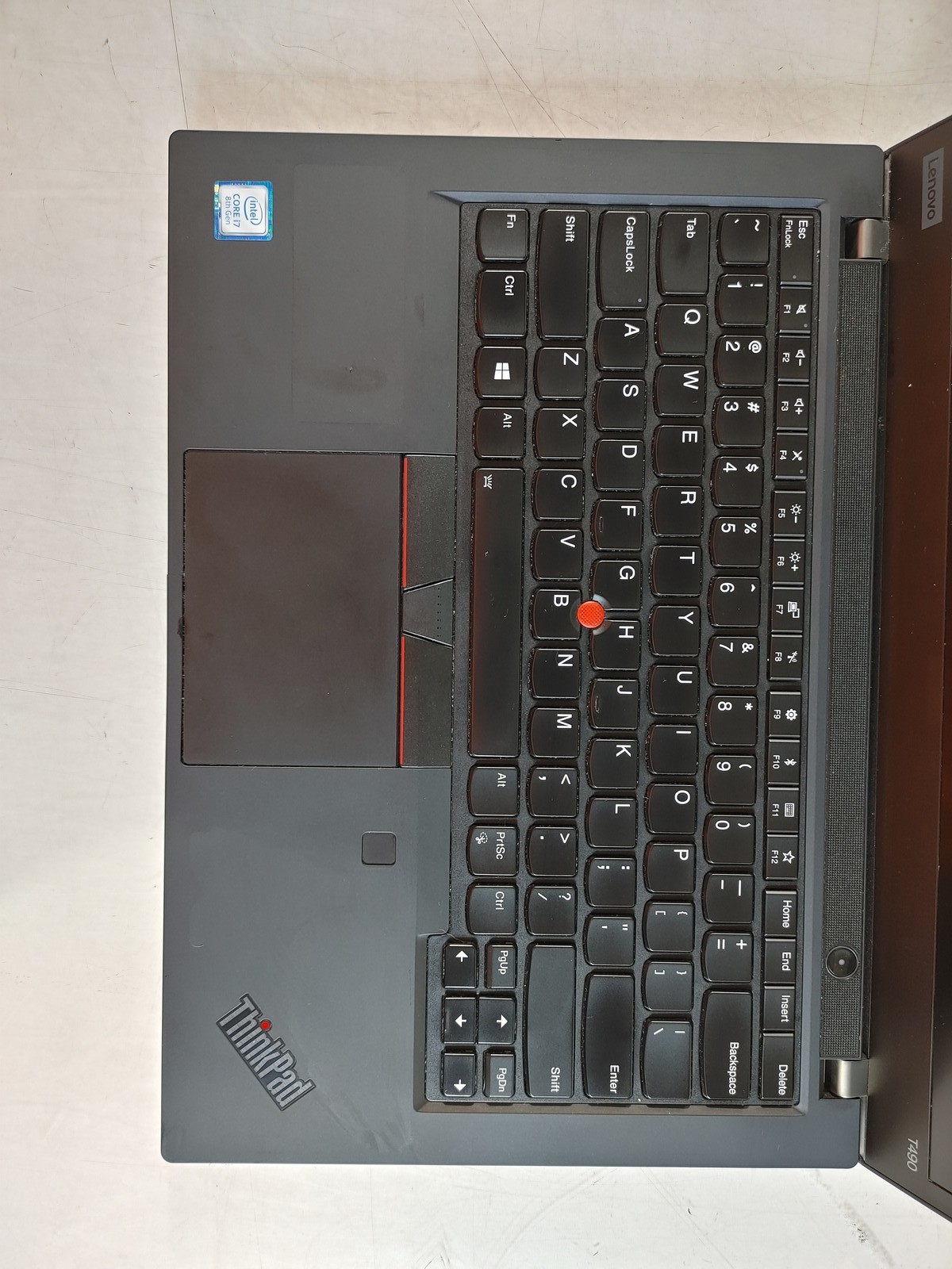 Lenovo ThinkPad T490 Core i7-8565U 1.80 GHz 16 GB DDR4 No HDD