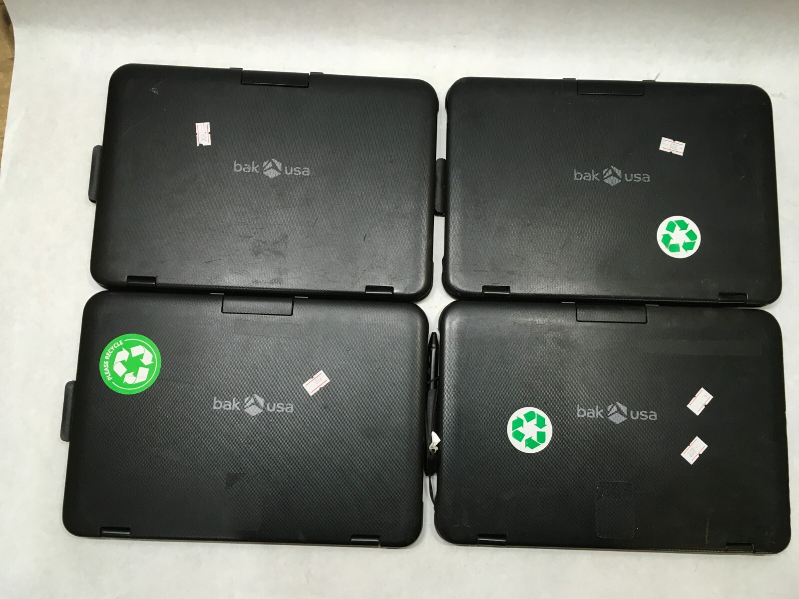 Lot of 10 Bak USA ED20GM Celeron Power Issues Broken Screens For Parts- FT