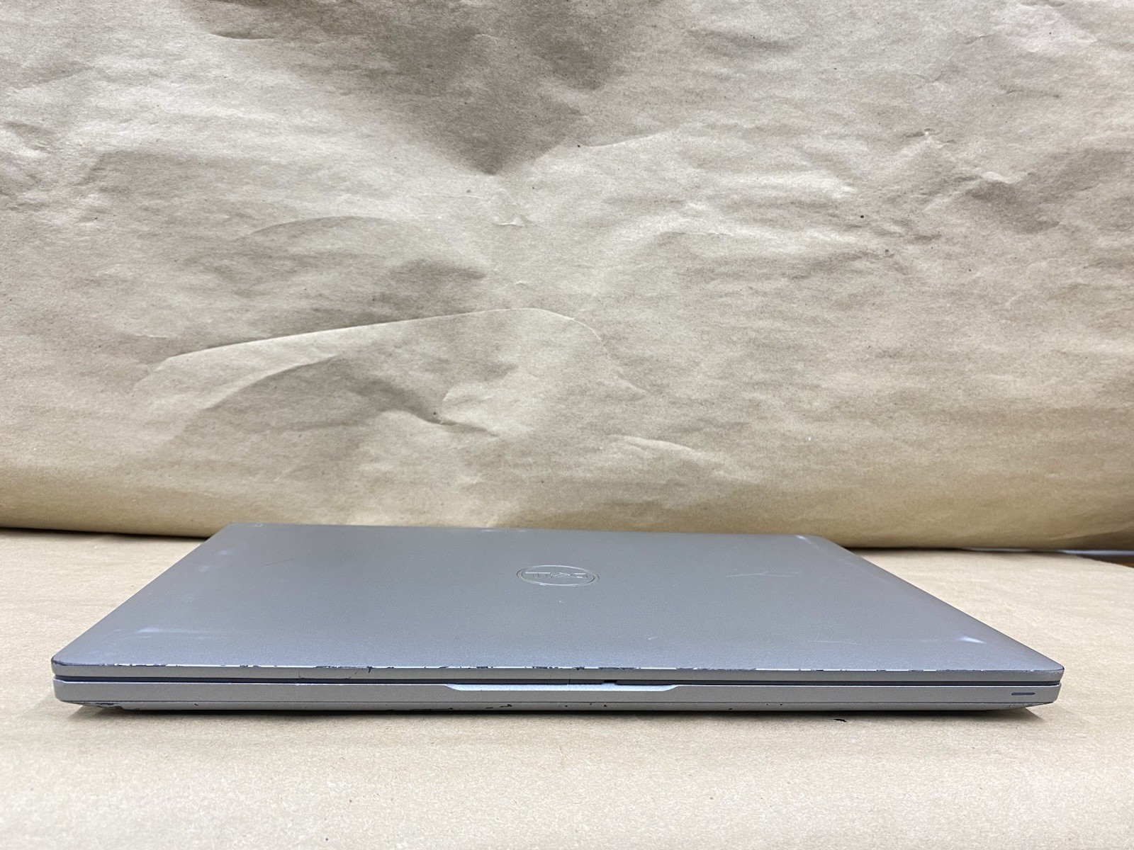 Dell Latitude 5420 – 14″ 1920×1080 – i5-1145G7 – 4GB – 256GB SSD – Win 11 Pro