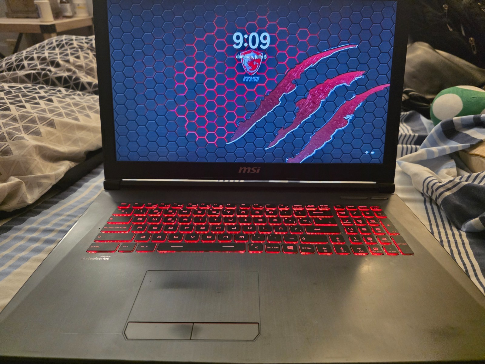 MSI GAMING GF72VR Intel Core i7-7700HQ 32GB 512GB SSD + 1TB HDD NVIDIA GTX 1060