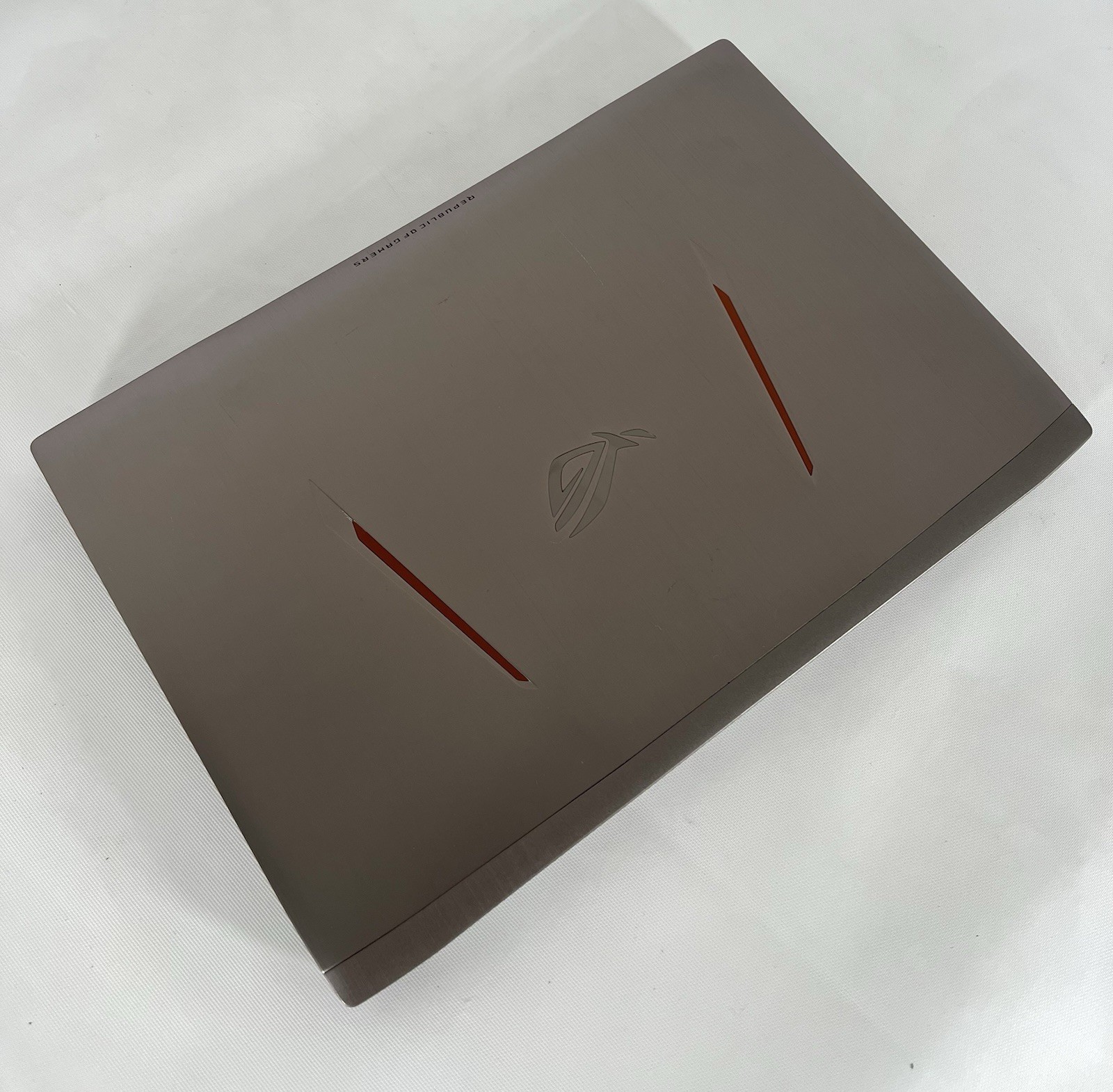ASUS Strix GL502V – 15.6″ Gaming Laptop – i7-7700HQ 16GB RAM 1TB HDD 256GB SSD