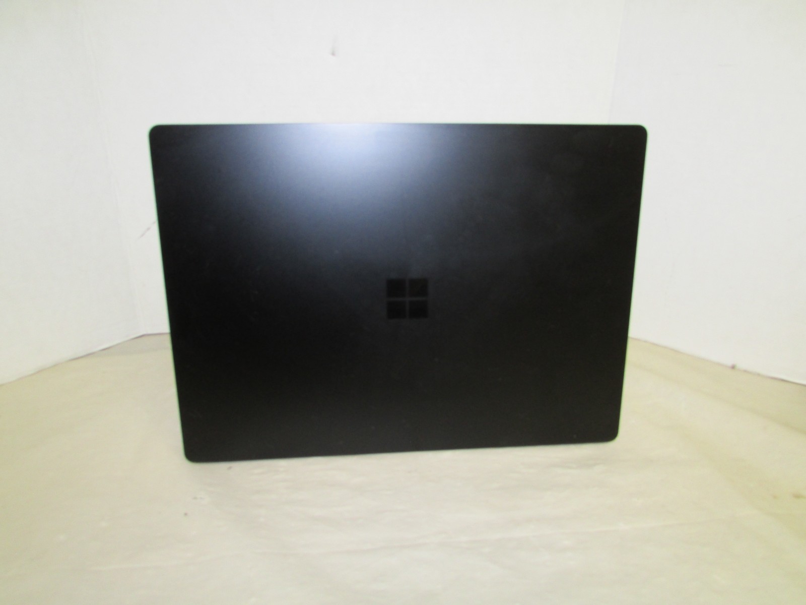 Microsoft Surface Laptop 3 1872 I7-1065G7 1.3GHz 16GB 256GB CRACKED SCREEN