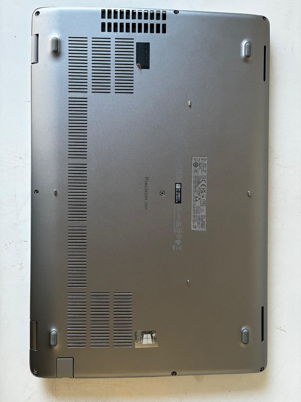 Dell Precision 3000 3551 15.6″ Mobile Workstation – Full HD – 1920 x 1080 – Inte