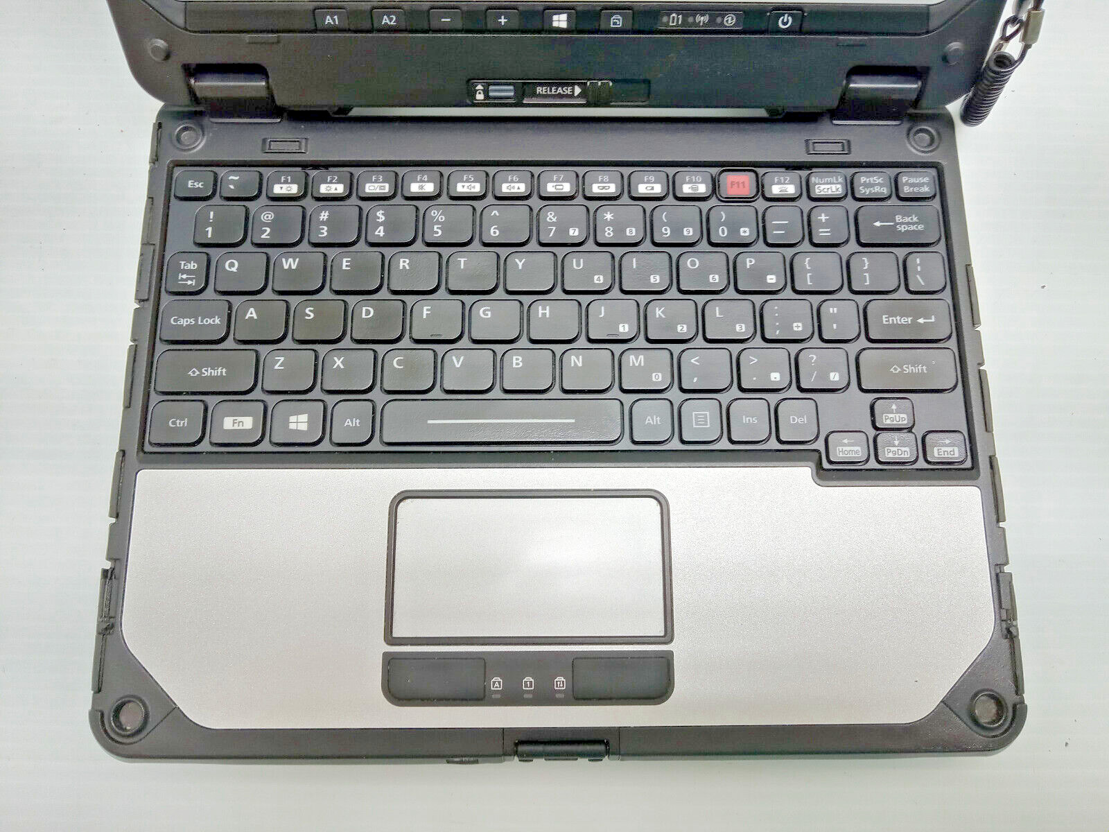 PANASONIC TOUGHBOOK CF-20 2-in-1, 512GB SSD, 8GB, 2 CAMS, TOUCH WITH STYLUS 4G
