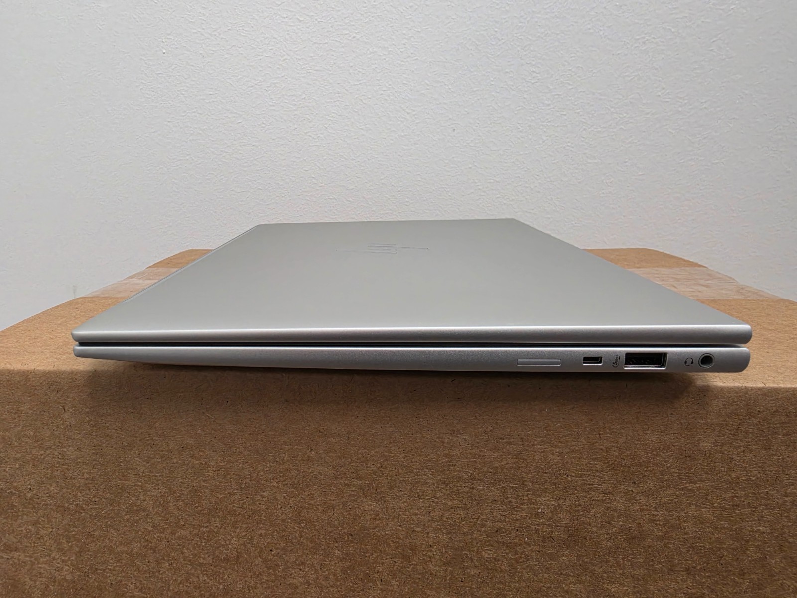 HP EliteBook 840 G11 Ultra 5 125U 8GB Ram No SSD No OS ***AS-IS*** ***READ******