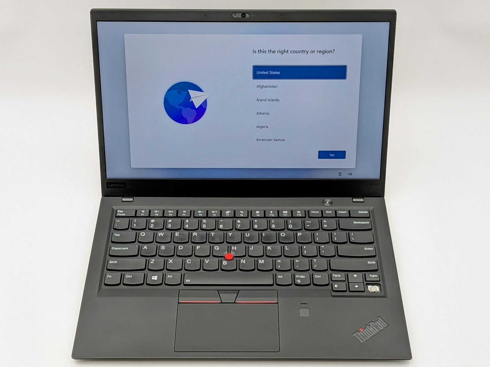Lenovo ThinkPad X1 Carbon Gen 6 20KG 14″ FHD I5-8350U 256GB SSD 16GB W11P Webcam