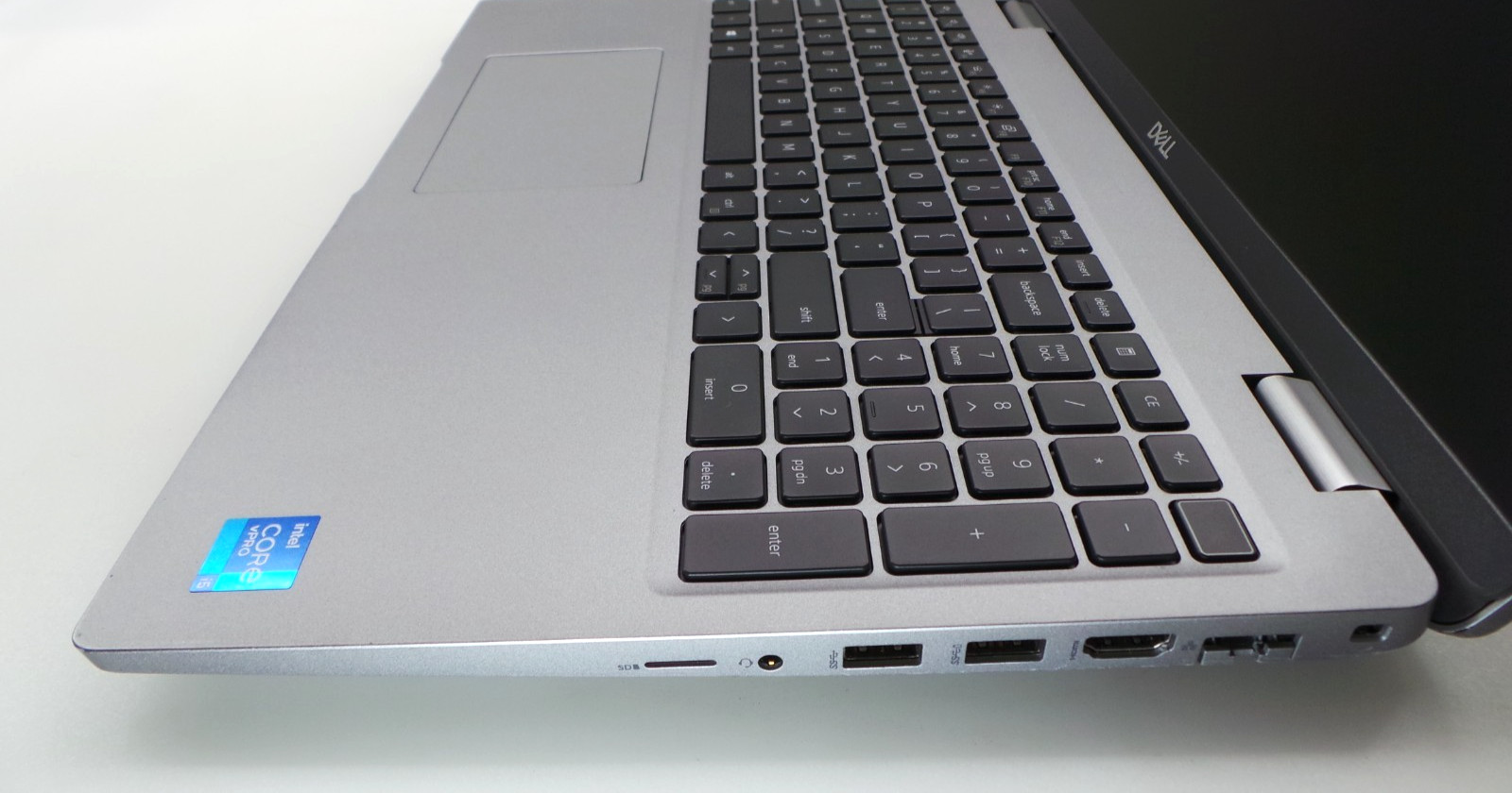 Dell Latitude 3560 15.6″ | i5-1145G7 2.60GHz | 16GB RAM 256GB NVMe | WIN 11 PRO