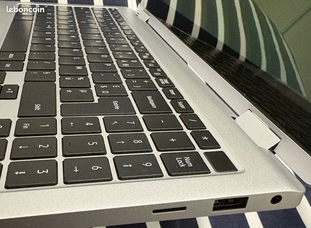 Samsung Galaxy Book3 360 15.6″ (1TB SSD, Intel Core i7 13th Gen., 5.00 GHz,…