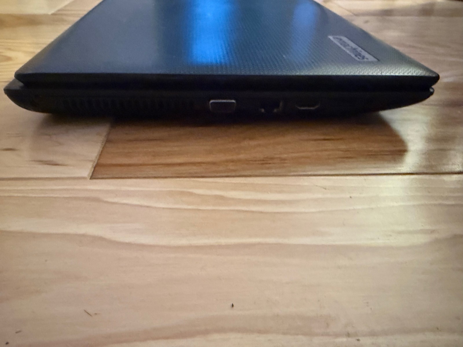 Emachines laptop E442 for parts