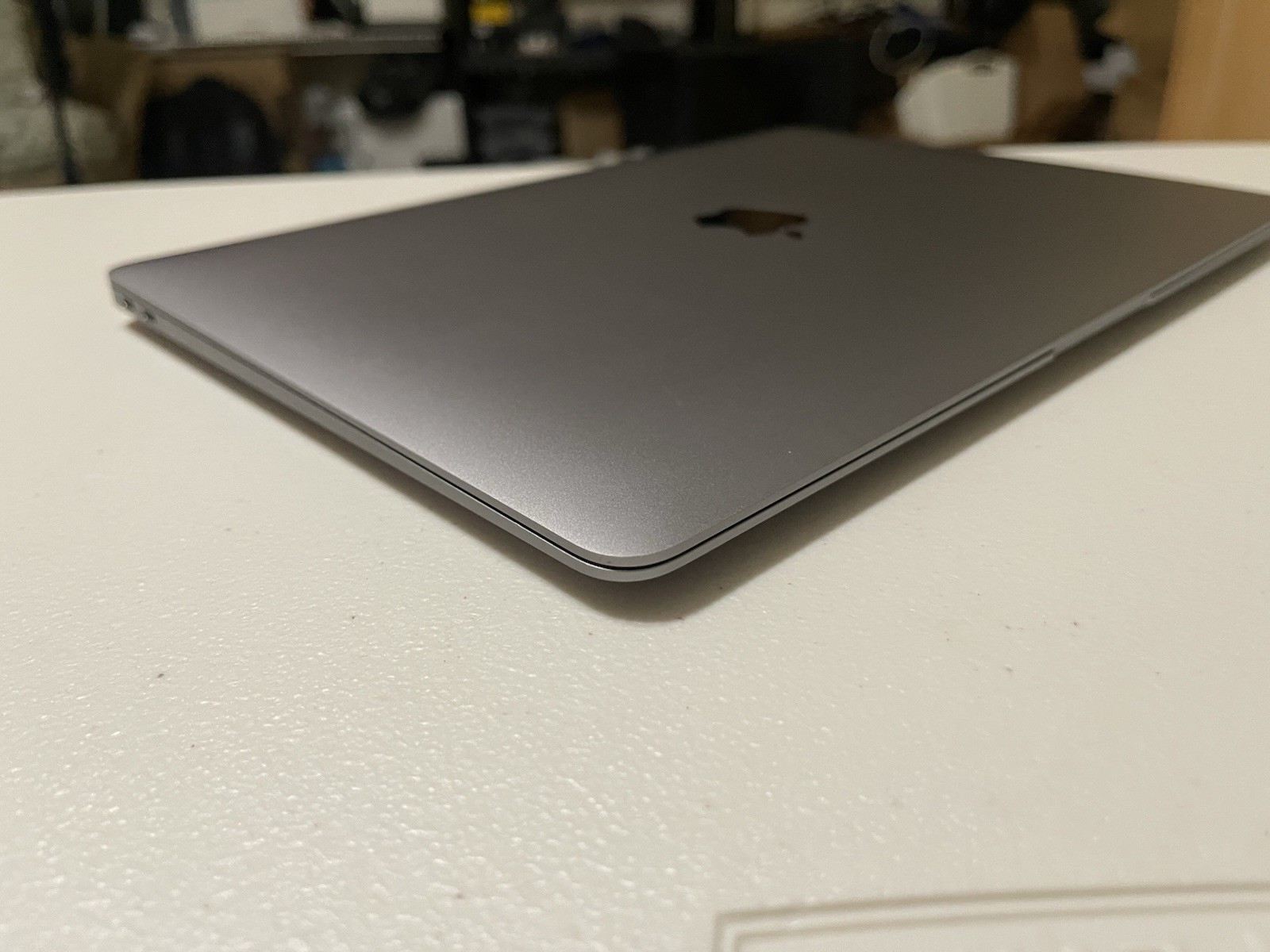 Apple A2179 MacBook Air 13″ 2020 Intel i5-1030NG 8GB LPDDR4 256GB SSD CC