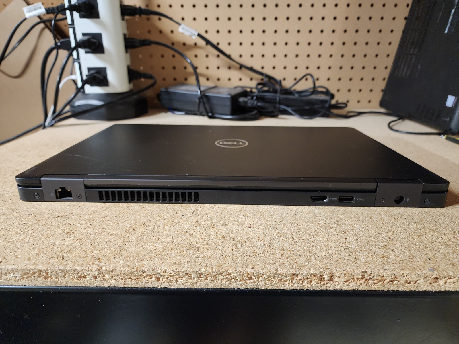 Dell Precision 3530 i5-8400H 2.5GHz No RAM/HDD/OS Quadro P600 GPU #3