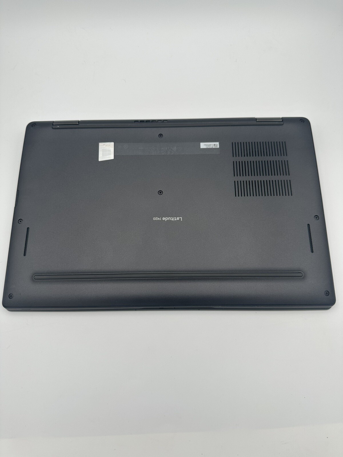 Dell Latitude 7420 14″ (256GB SSD, Intel Core i5 11th Gen., 2.60 GHz, 16GB NO AC