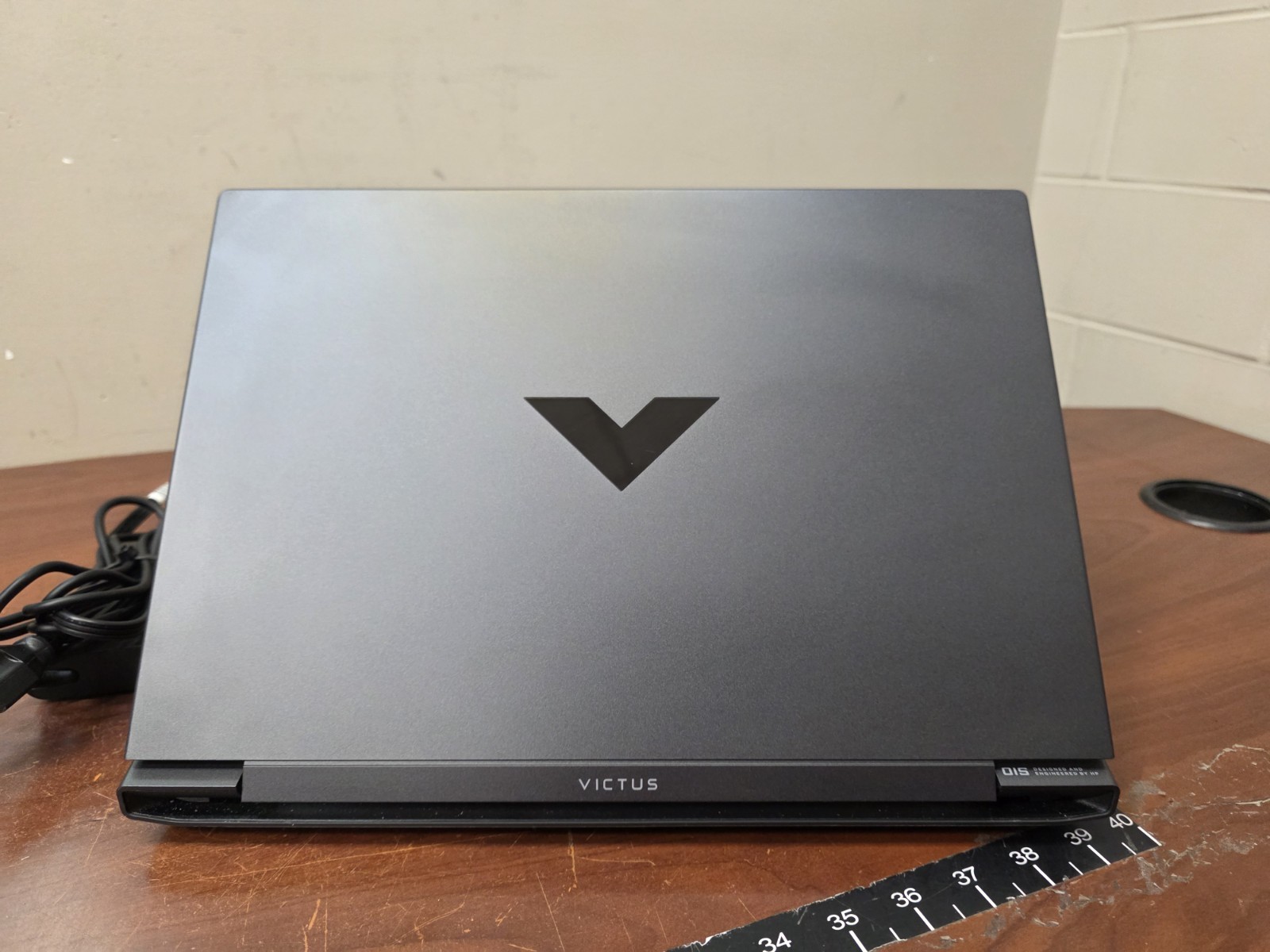 HP Victus 15-fb2063dx 15.6″ Ryzen 5 7535HS 8GB RAM 512GB SSD