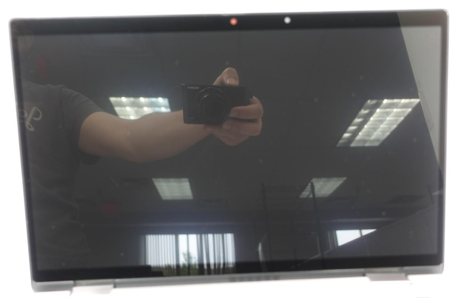 Dell Latitude 7320 13.3″ Core I7-1185G7 3.00GHz 16GB 256GB SSD Laptop