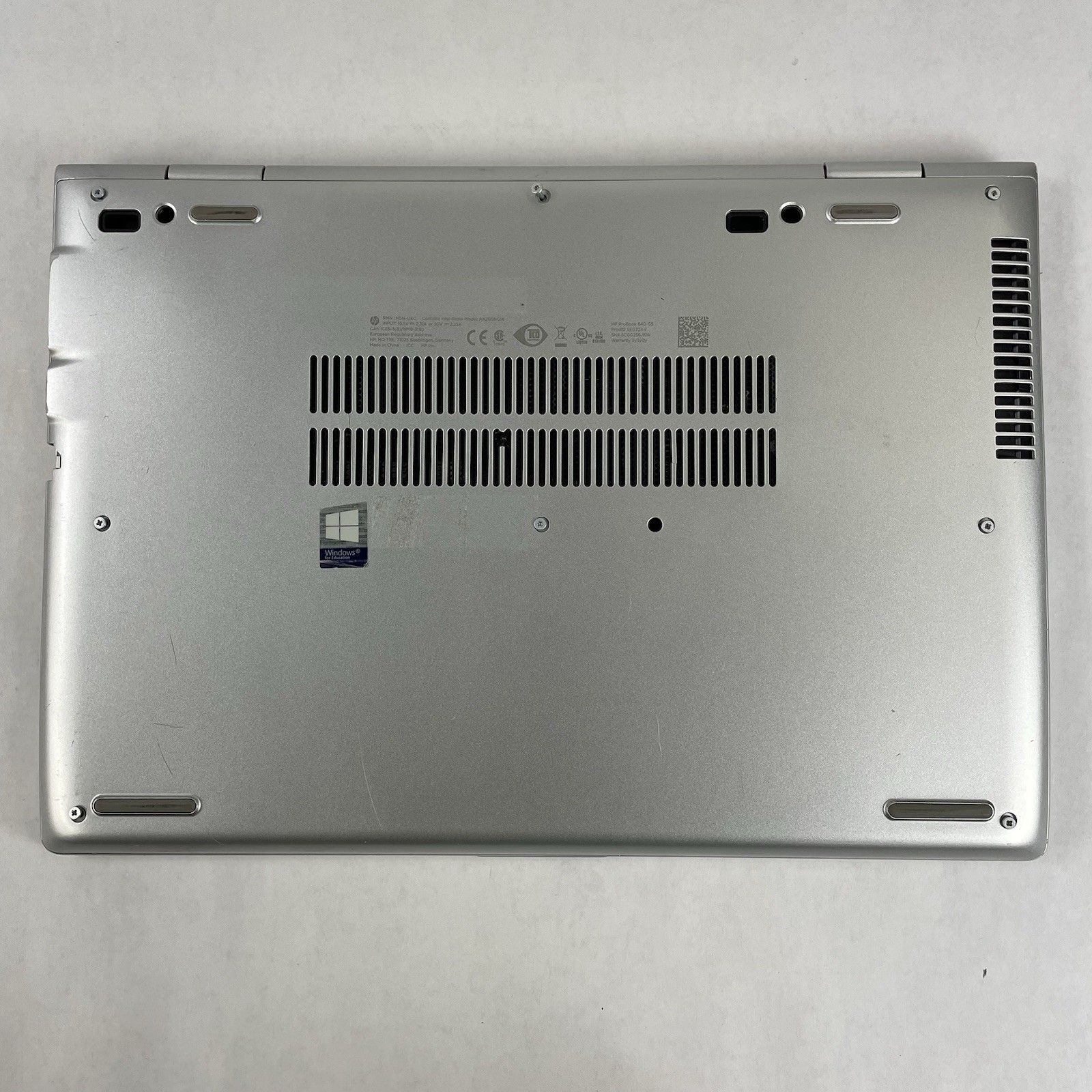 HP ProBook 640 G5 14″ i5-8265U 1.60 GHz 8 GB RAM No SSD No OS – No Camera Cover