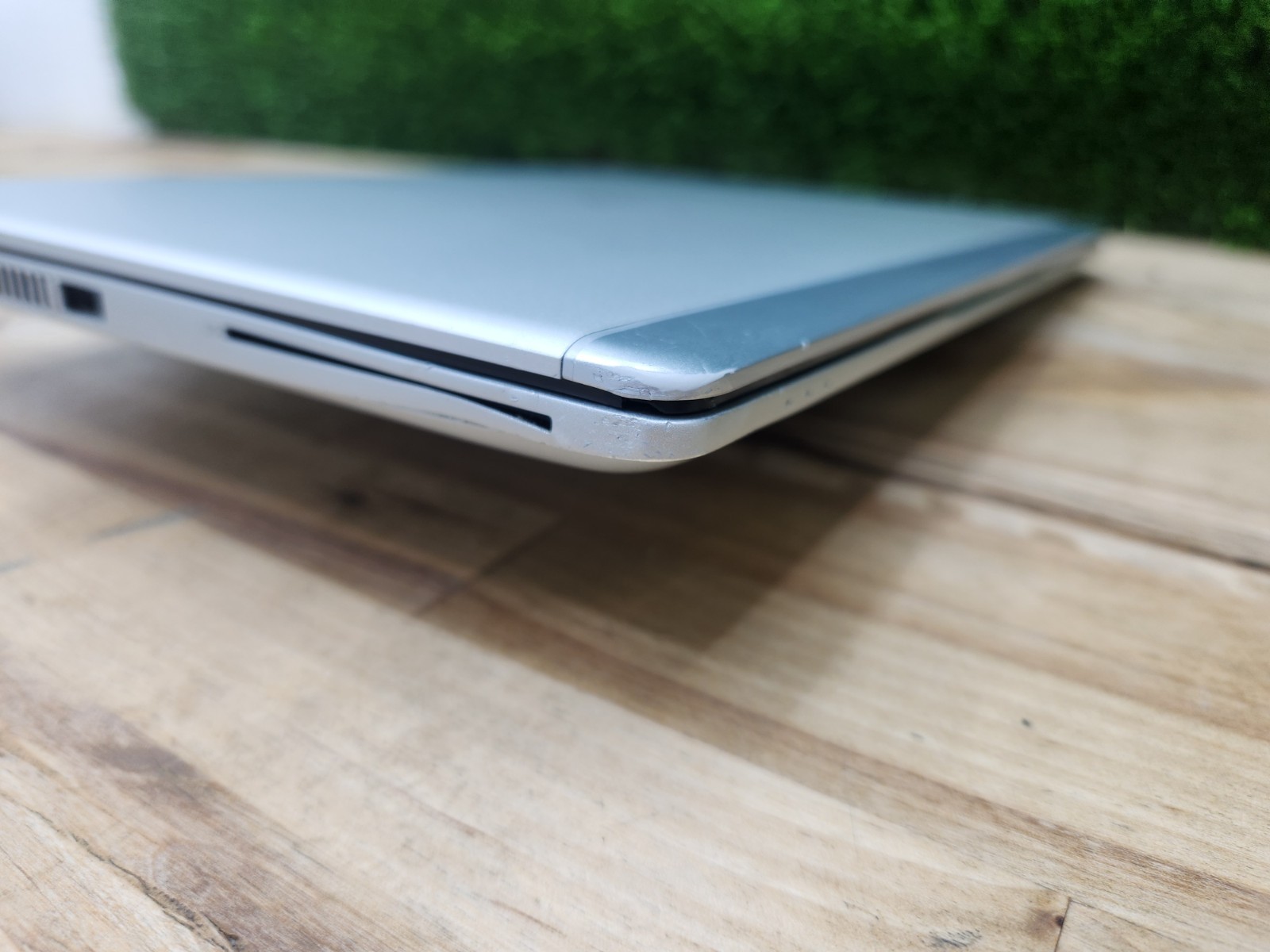HP EliteBook 830 G5 13″ FHD Touchscreen i7-8550U 1.80GHz 16GB 256GB SSD Win 11 ~