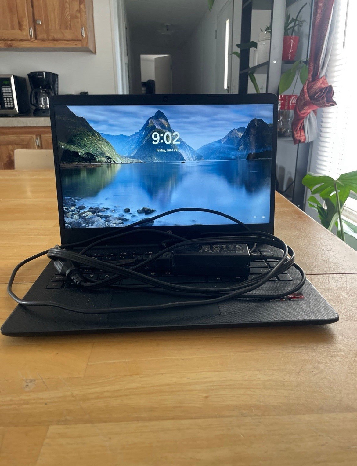 HP Laptop 14’, Windows 11AMD Ryzen™ 3 5300U AMD Radeon Graphics, 8GB RAM, 128Gb
