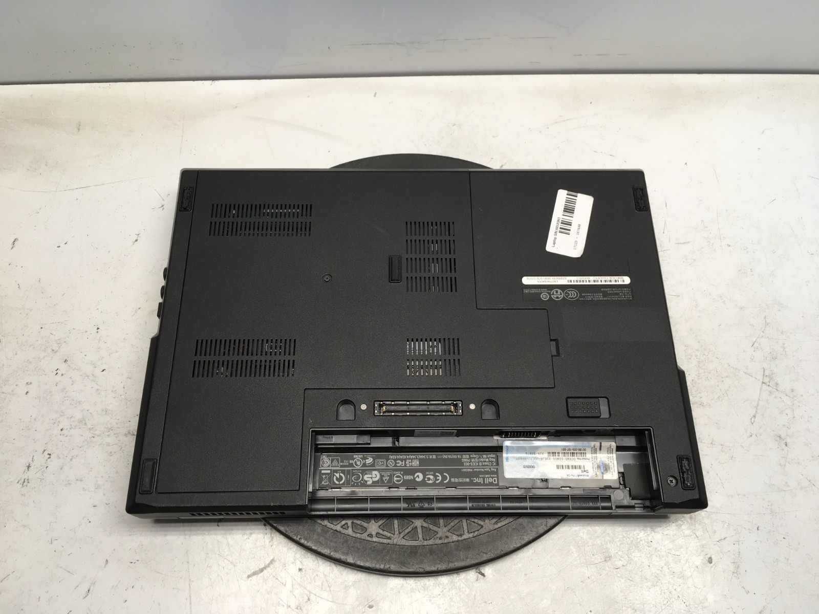 Dell Latitude E5410 Intel i5-M520 2.4GHz 2 GB NO HDD