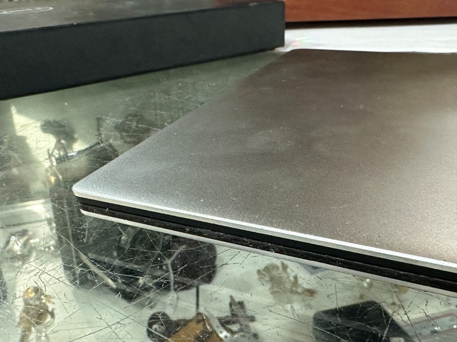 DELL XPS 13 9343 LAPTOP WINDOWS 10 HOME , 256 GB SSD 8 GB RAM – READ DESCRIPTION