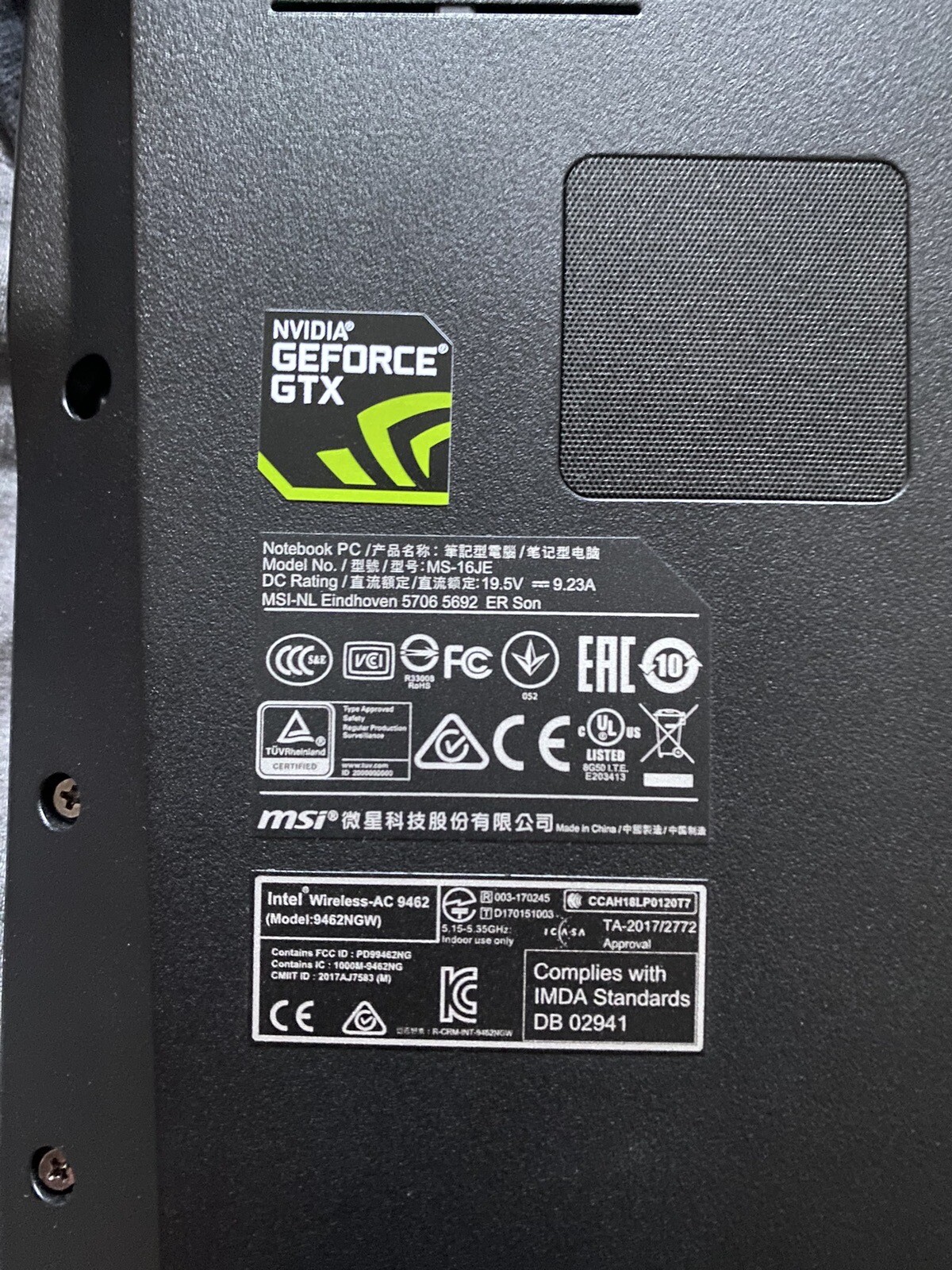 MSI GV62 8RE COMPLETE GAMING LAPTOP + KEYBOARD, COOLER, HEADSET, BACKPACK