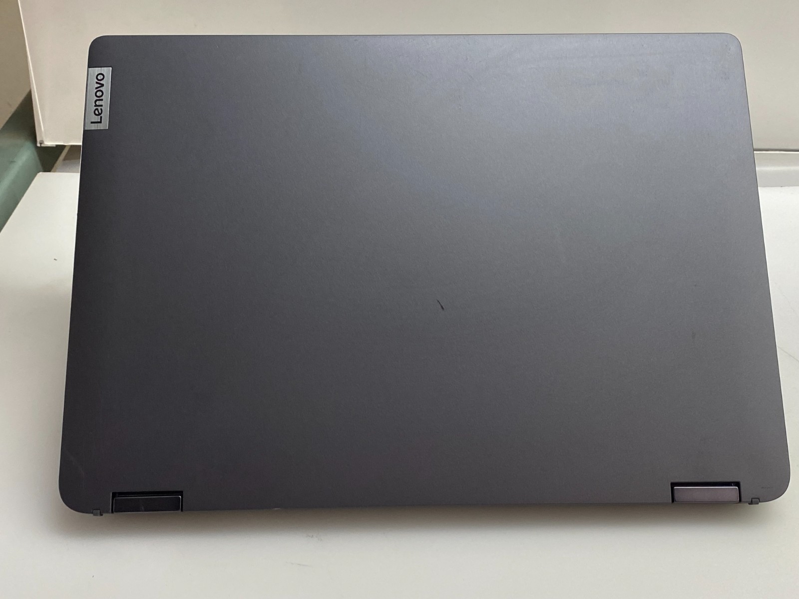 Lenovo IdeaPad Flex 5 14″ Touch Ryzen 3 2.7GHz 8GB RAM 256GB NVMe Radeon W11H