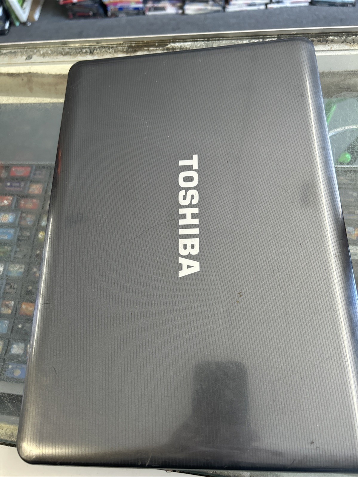 Toshiba Satellite L505D-S5992 15.6 In Windows 7 Laptop With Radeon Graphics