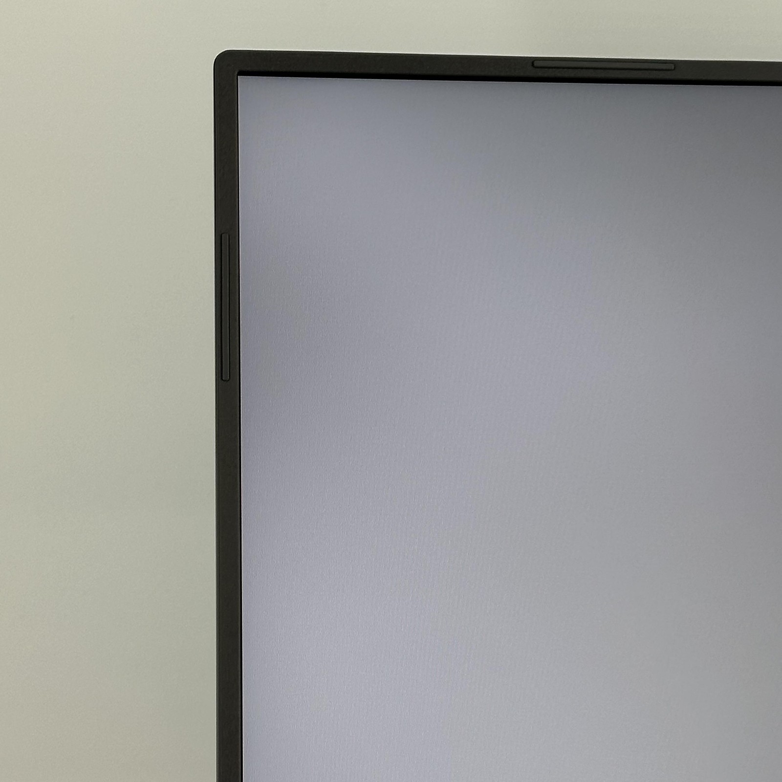 Asus ROG Strix G18 G814 240Hz QHD+ 2.2GHz i9-13980HX 16GB 1TB RTX 4080 LCD BLEED