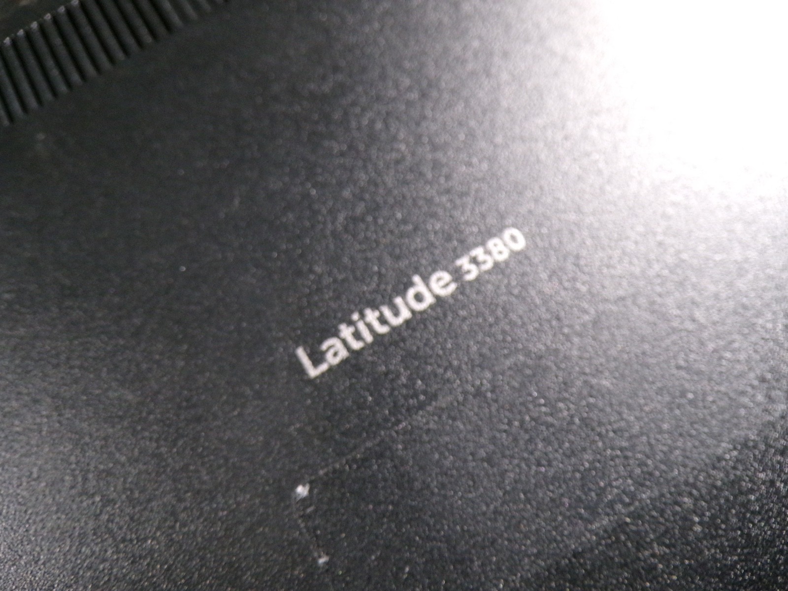 DELL LATITUDE 3380 INTEL CORE i3-6006U 2.00GHZ 8GB RAM **NO HD/ NO CADDIE/ NO OS