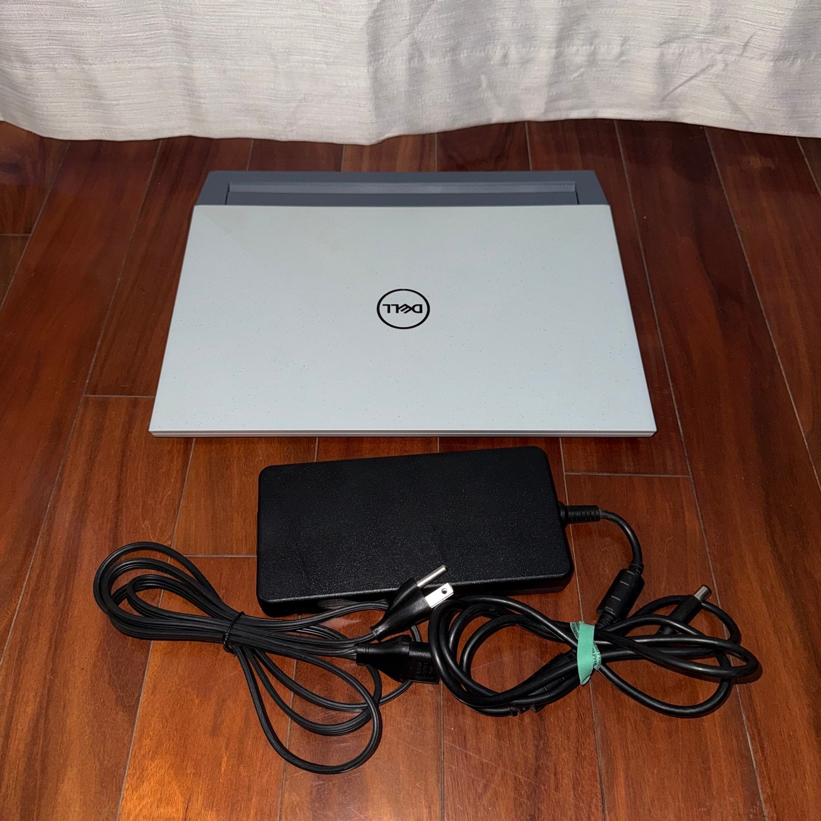 Dell G15 5515 15.6″ 165Hz Ryzen 7 5800H RTX 3060 32GB RAM 1TB SSD Laptop