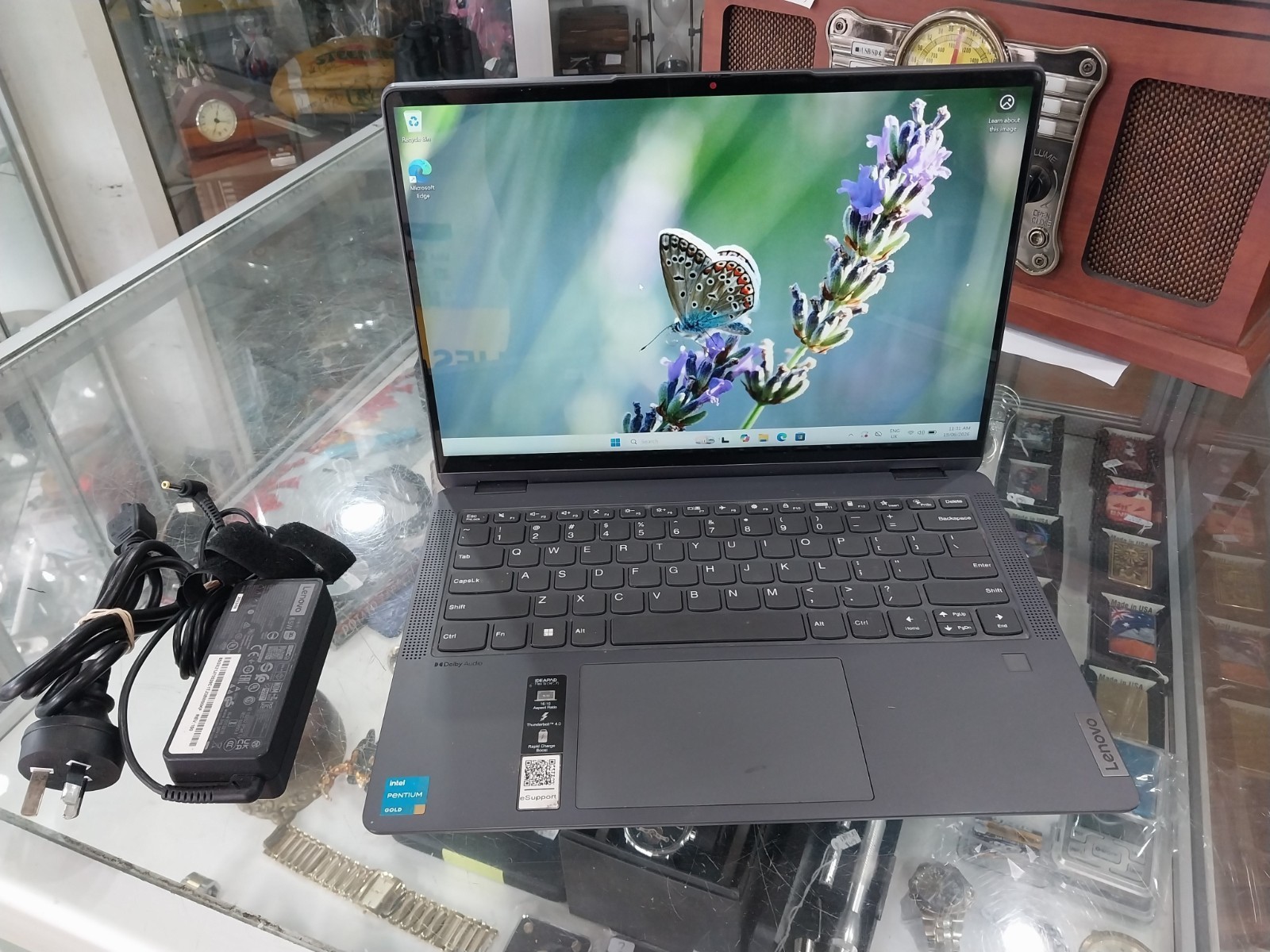 Lenovo Ideapad Flex 5 14IAU7 14″ 4GB RAM 128GB SSD WIN 11 HOME